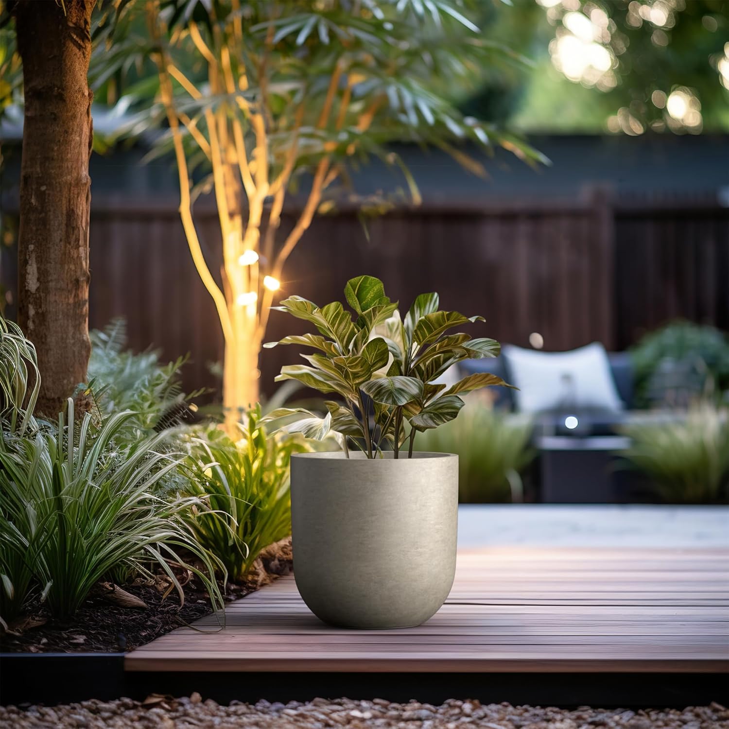 Kante 11.0" Round Concrete Planter, Large Cylinder Plant Pot with Curv