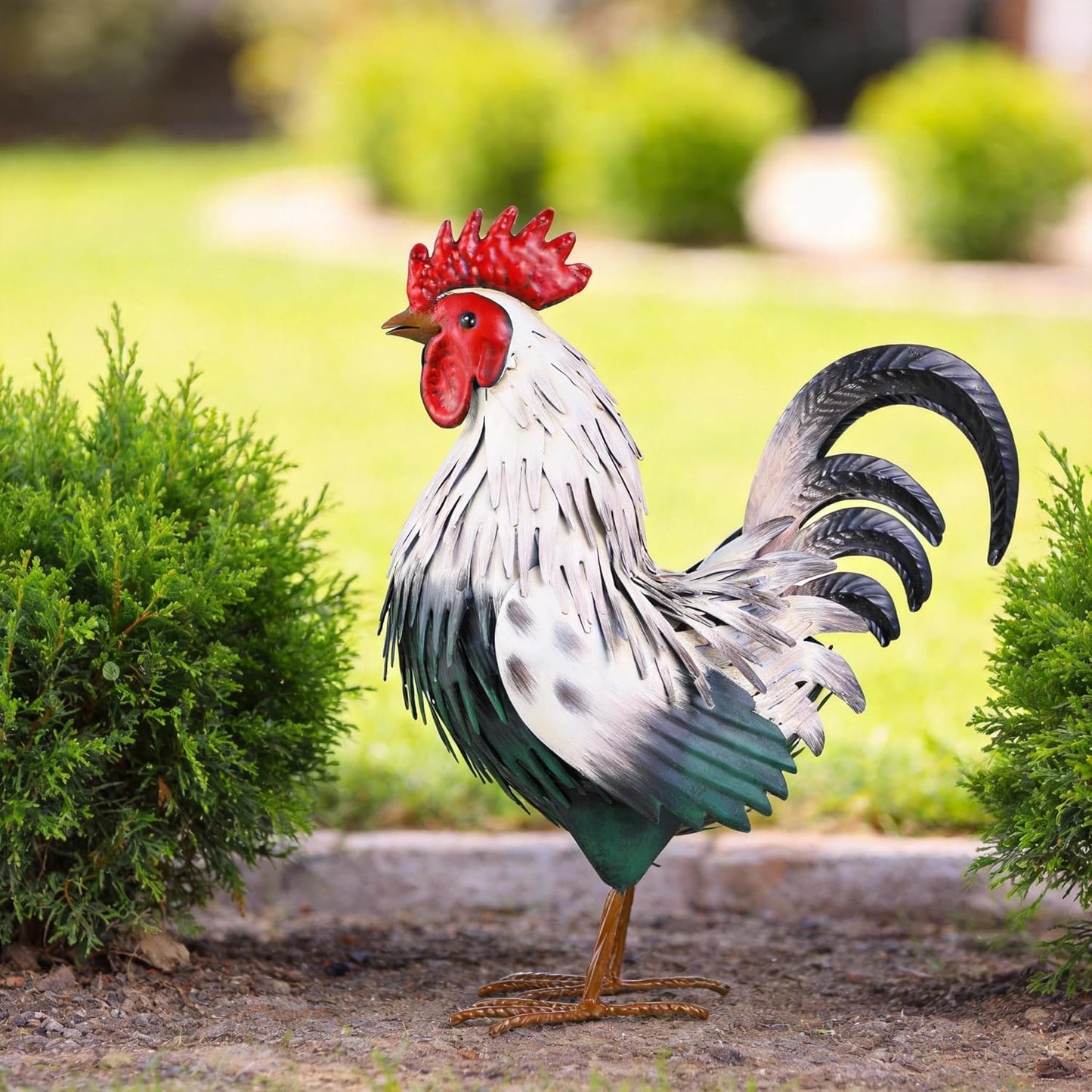 Rooster Garden Statue Sculpture Metal Chicken Yard Decor Outdoor Figurines Patio Backyard Decoration