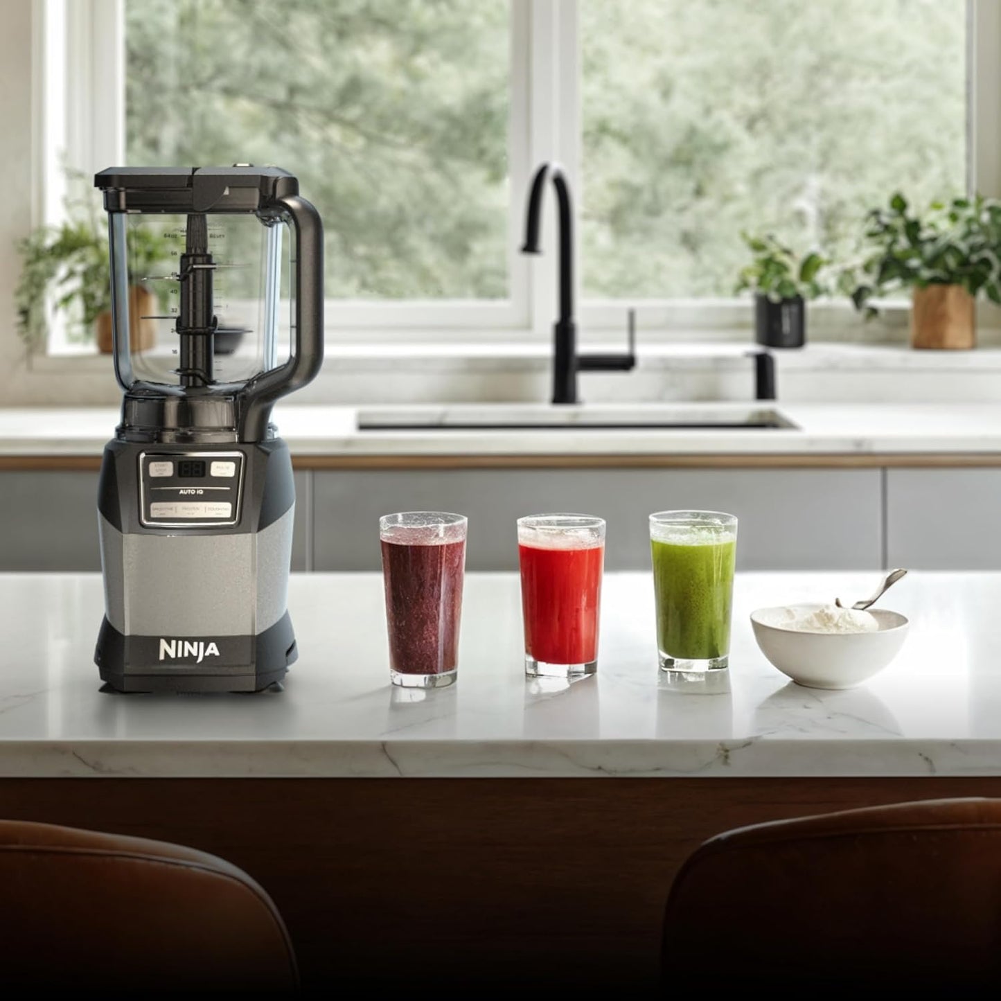 Ninja Blender, Compact Kitchen System, 1200W, 3 Functions for Smoothie
