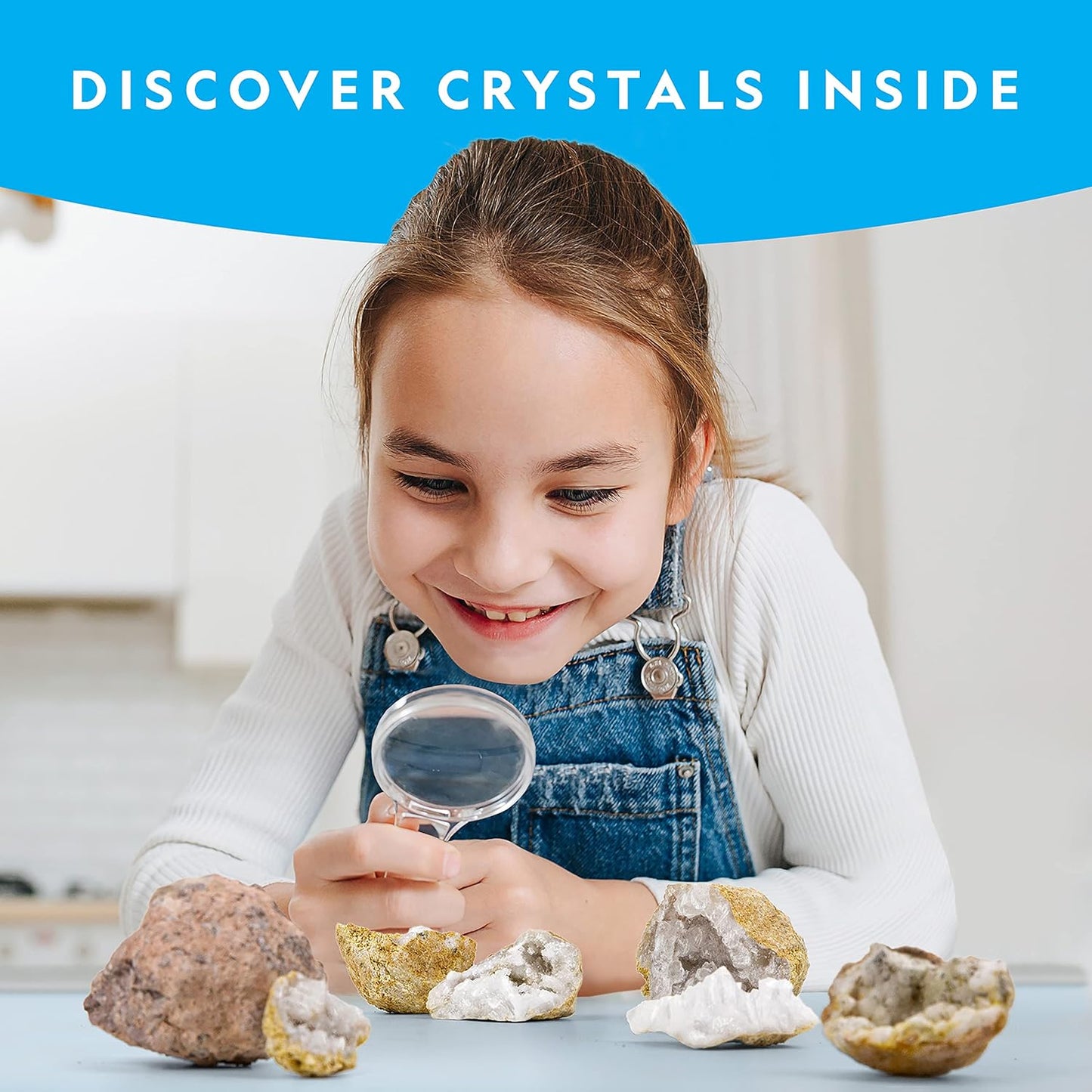 National Geographic Break Open 10 Premium Geodes – Includes Goggles & 