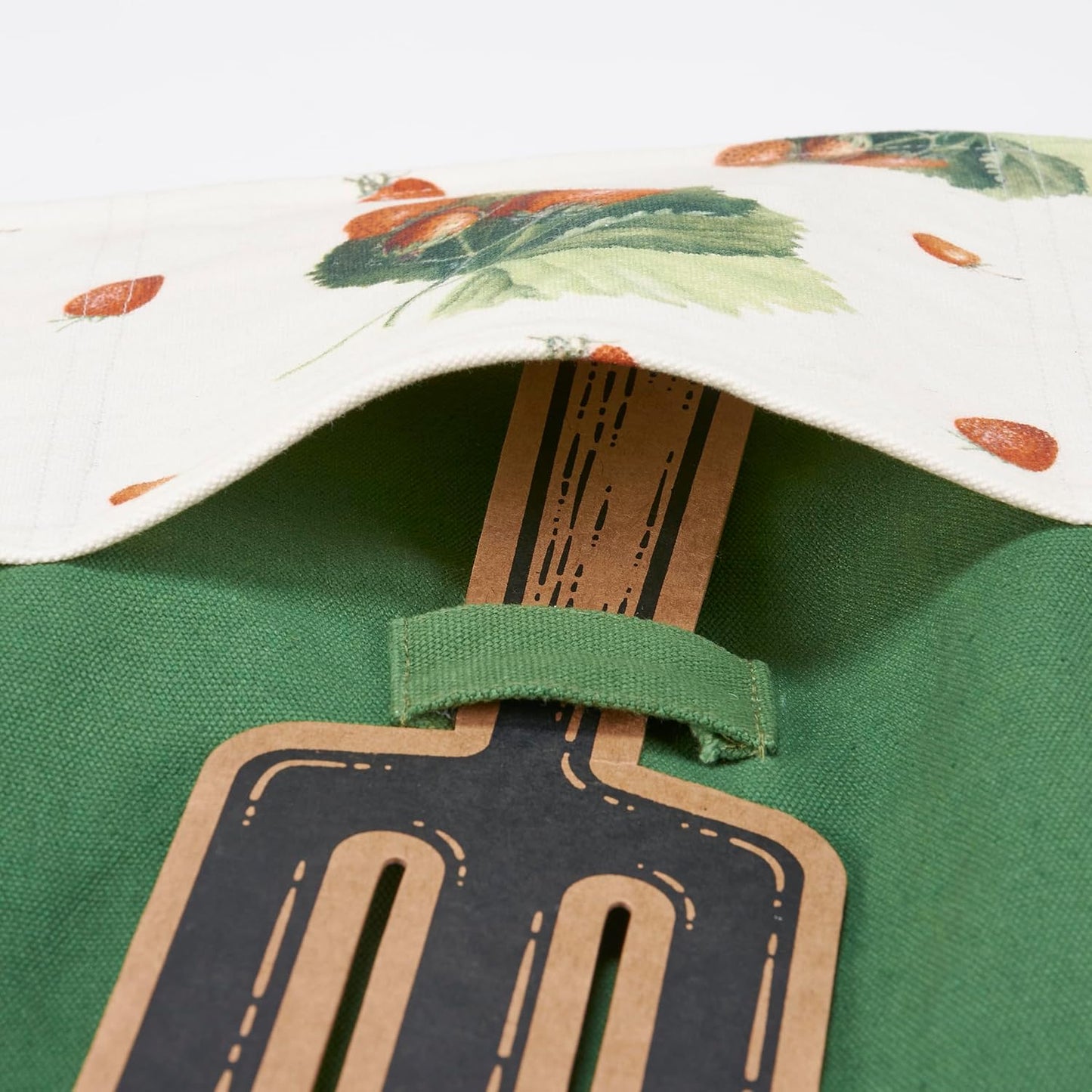 Primitives by Kathy Strawberry Apron