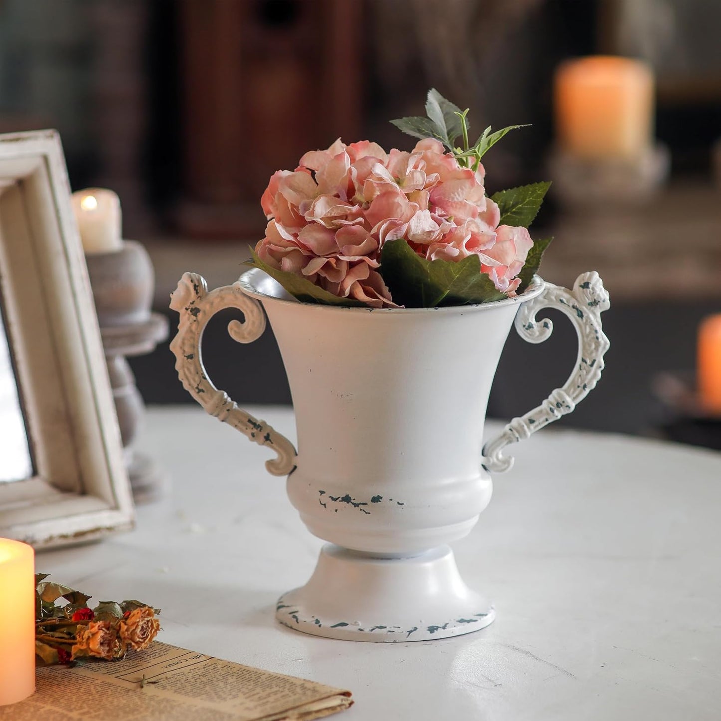 SOFE Distressed White Metal Vase, Decorative Rustic Flower Vase for Wedding Home Decor, 7 Inch Tall Small Urn Planter, Ideal Shelf Decor, Living Room Kitchen Office Table Centerpieces