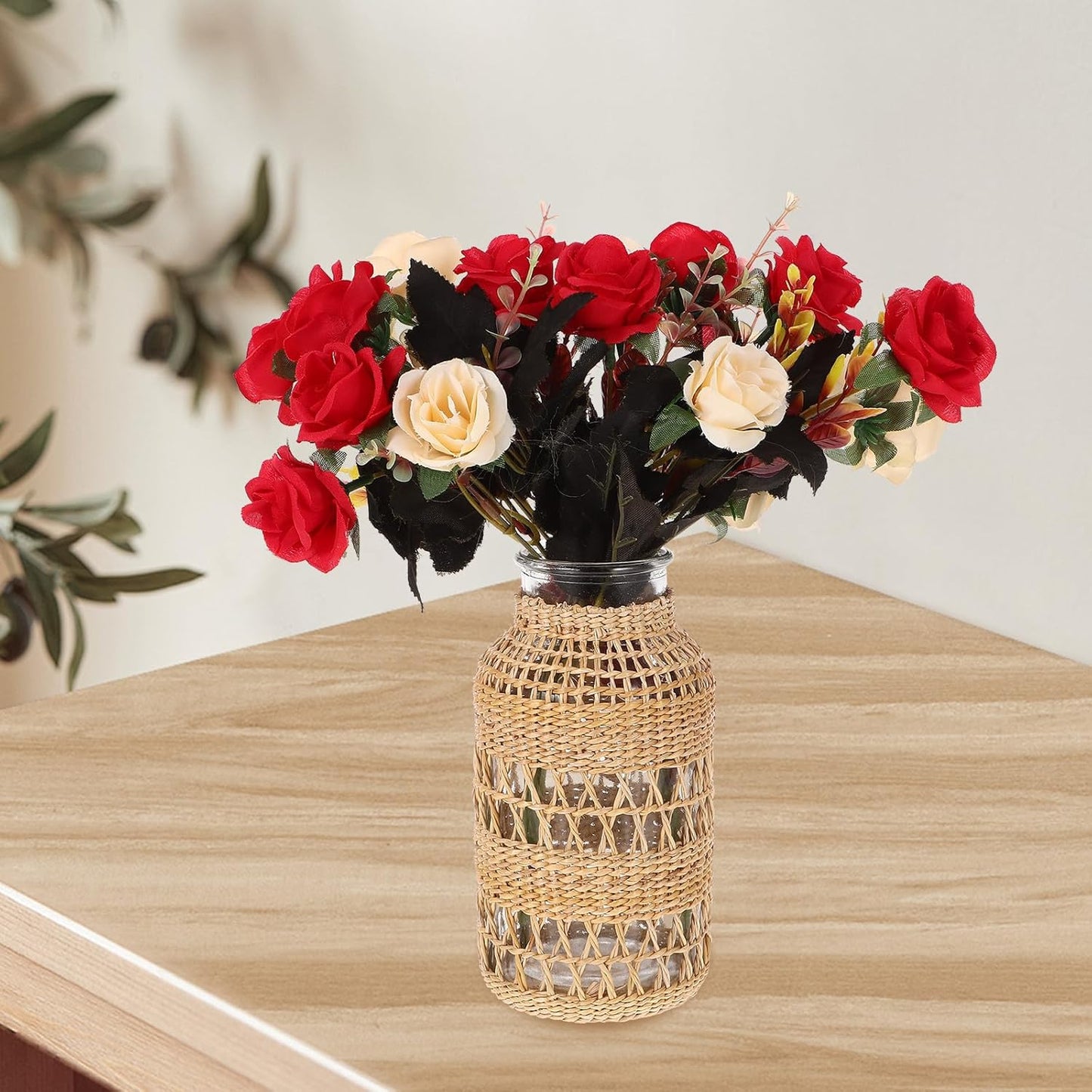 FAVOMOTO Woven Rattan Glass Flower Vase Decorative Table Planter Pot with Seagrass Texture Vintage Style for Home Décor and Office Arrangement