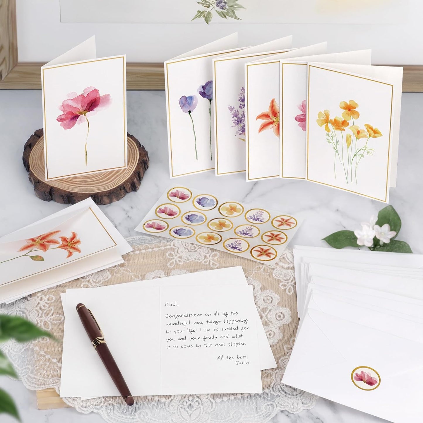 Blank Cards, 30 Pack Blank Greet Cards, Elegant Gold Foil Blank Note with Envelopes, Perfect Stationary Set For All Occasions, 5 Assorted Floral Designs