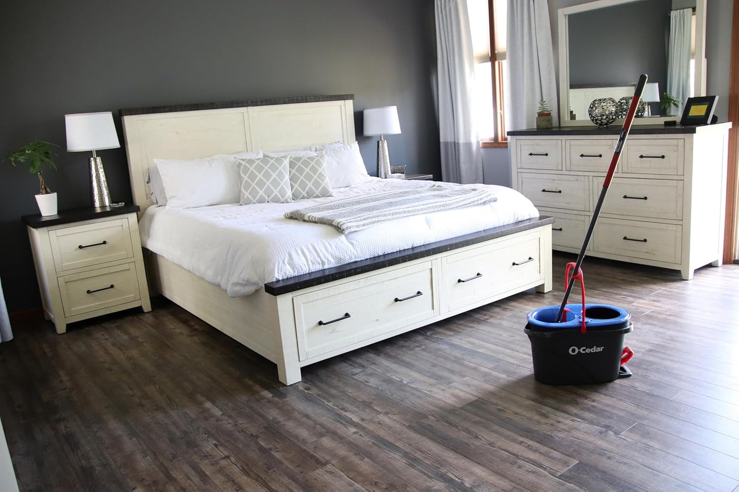 O-Cedar RinseClean Spin Mop & Bucket System | Clean with Water | Removes 99% of Bacteria