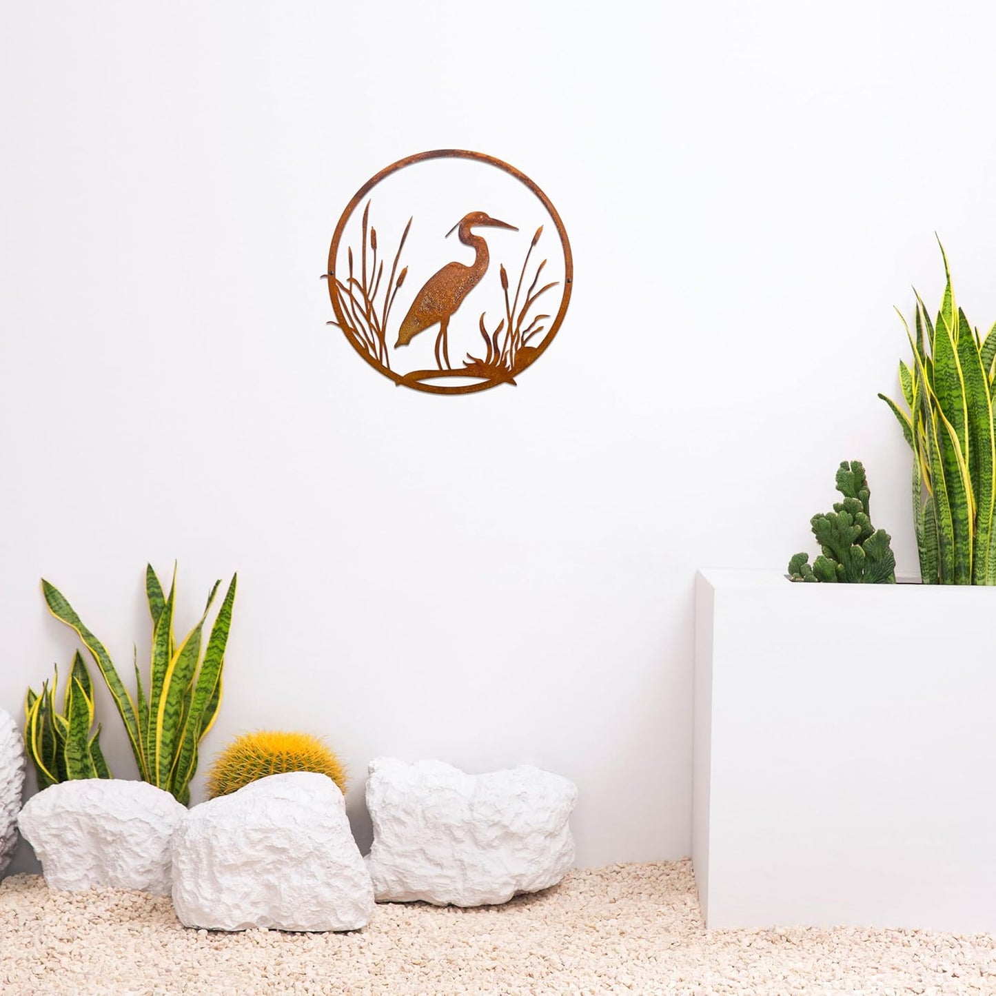 Urbraneco Rusty Heron Wall Art Metal Heron Sculpture Garden Yard Art Unique Outdoor Decor, Japanese Inspired Design Birds Wall Art Decor