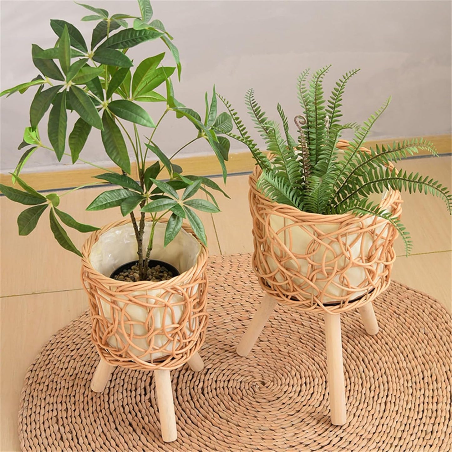 Rattan Plant Stand Stool with 3 Wood Legs Balcony Flower Pots Display Rack Planter Basket for Indoor and Outdoor Use(Original color mediu)
