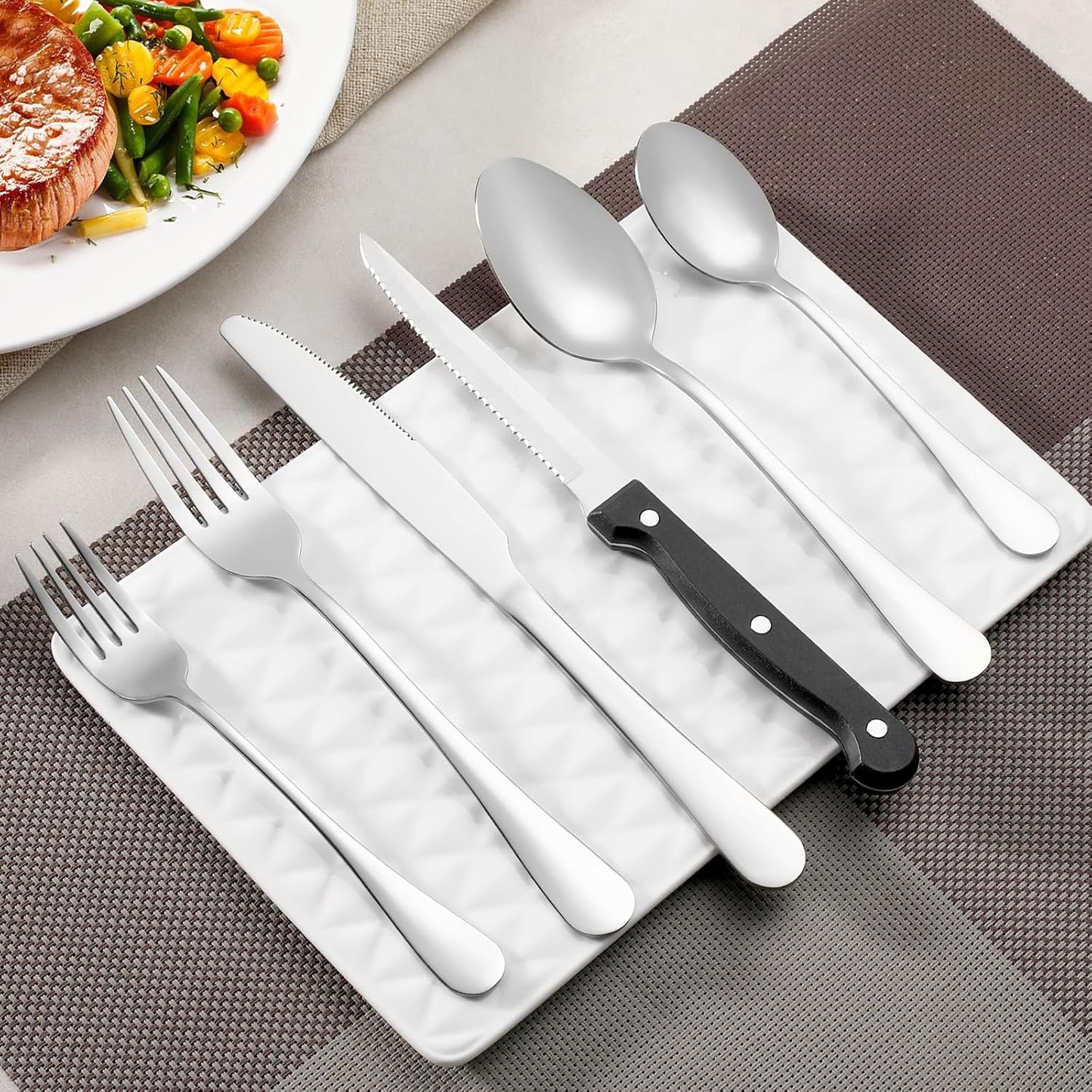 12 Piece Dinner Forks Set, Food-Grade Stainless Steel Forks Silverware, Cutlery Fork, Salad Fork, Metal Forks for Home, Kitchen or Restaurant, Mirror Polished, Dishwasher Safe - 7.3 Inch
