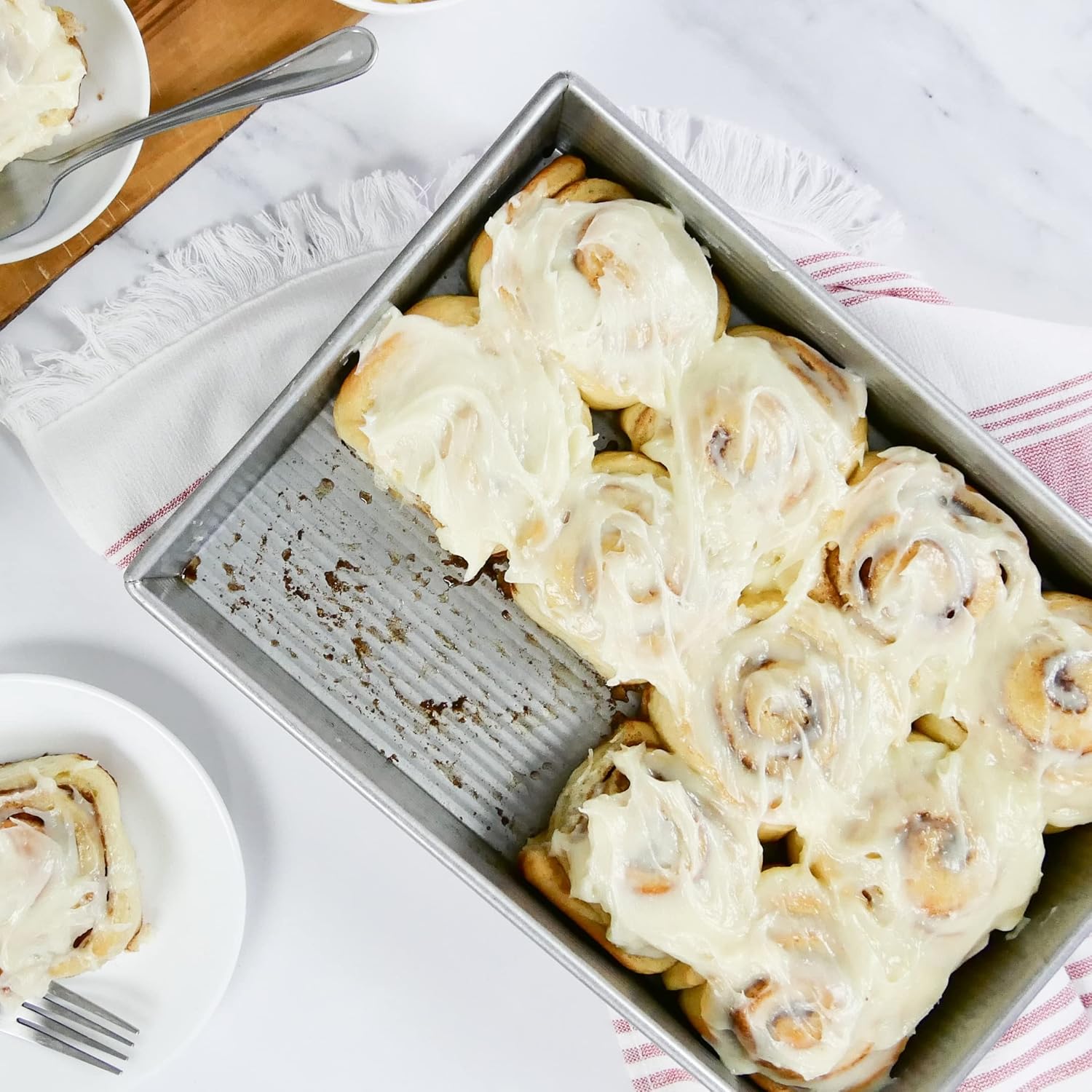 USA Pan Bakeware Rectangular Cake Baking Pan, 9 x 13 inch, Nonstick & 