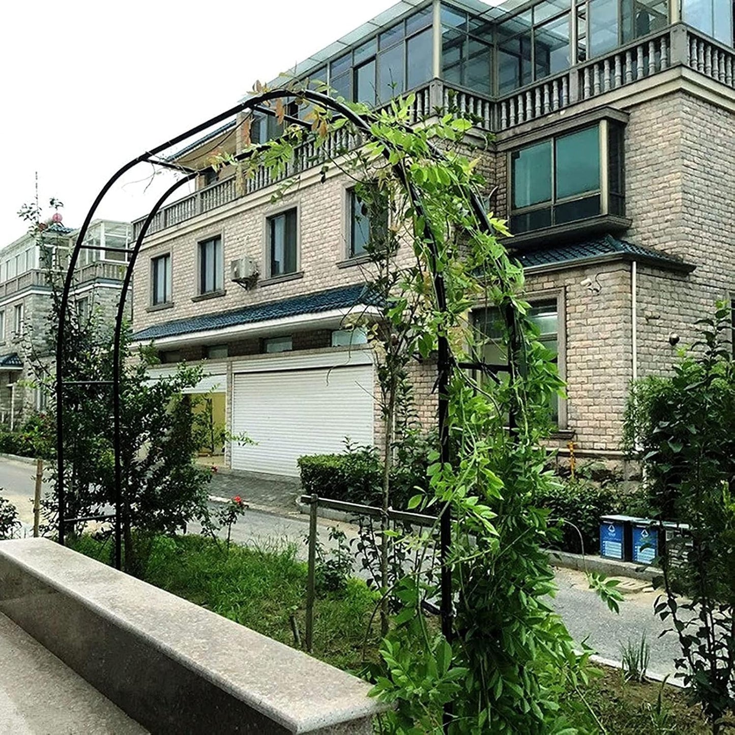 Metal Garden Arch for Weddings & Events - Rose Arbor Trellis for Outdoor/Indoor Decoration, Climbing Plants Support, Patio Entryway - Black (W240xH220cm/94.5x86.6inch)