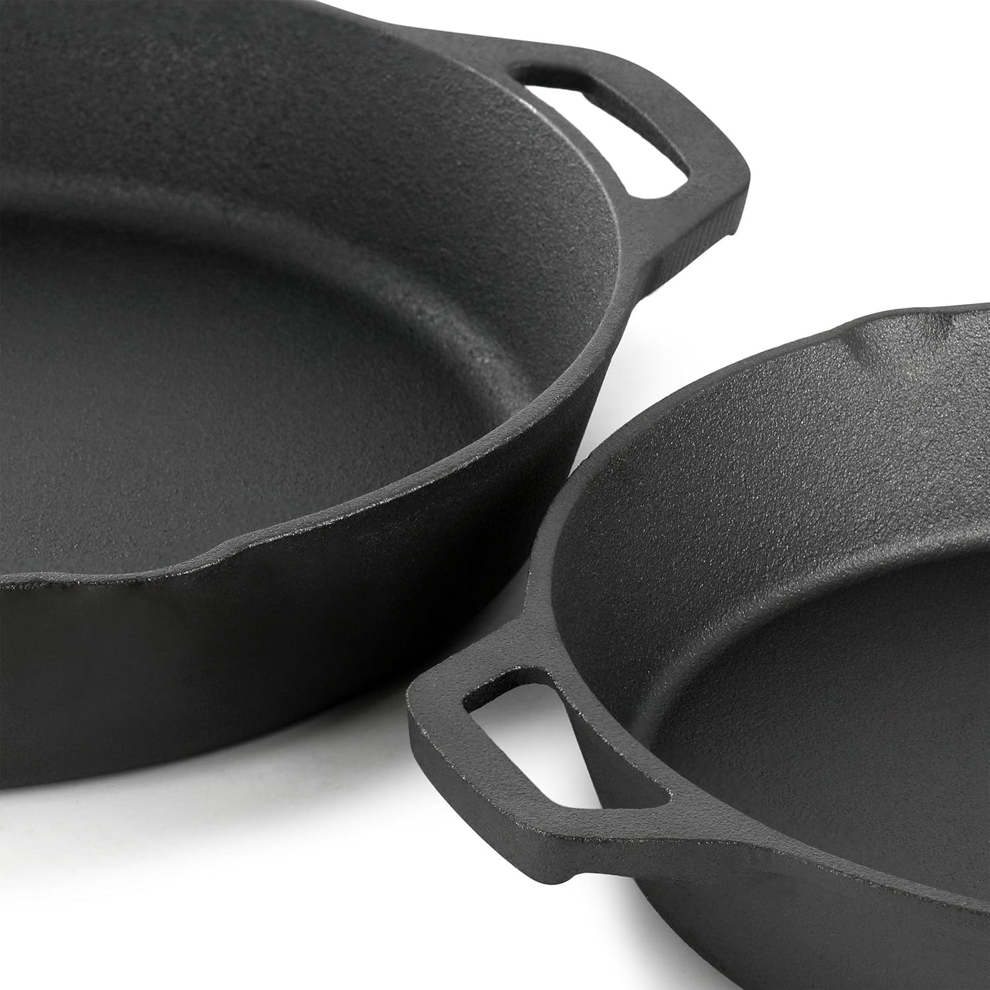 MegaChef 13 Piece Pre-Seasoned Cast Iron Skillet Set with Temperd Glas
