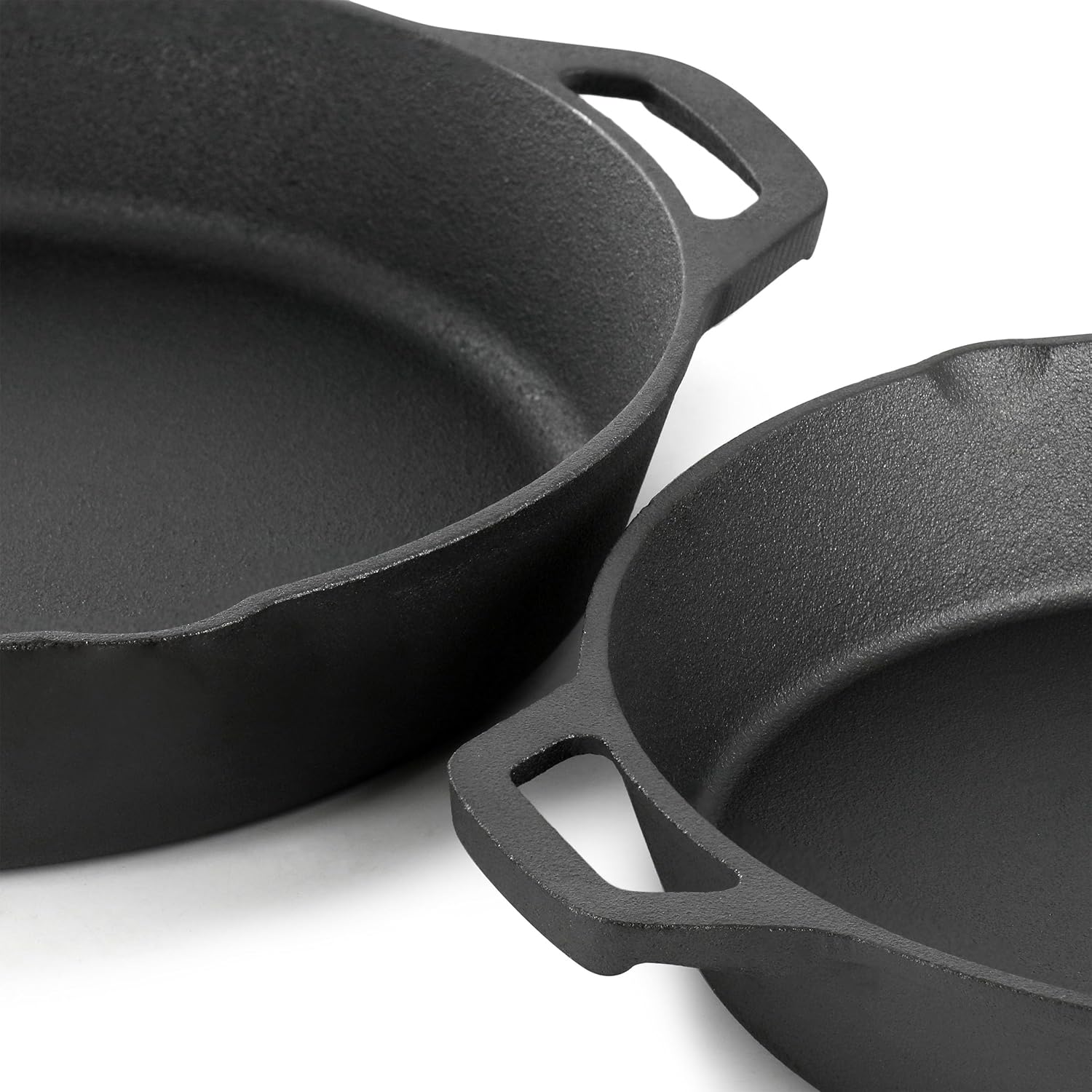 MegaChef 13 Piece Pre-Seasoned Cast Iron Skillet Set with Temperd Glas