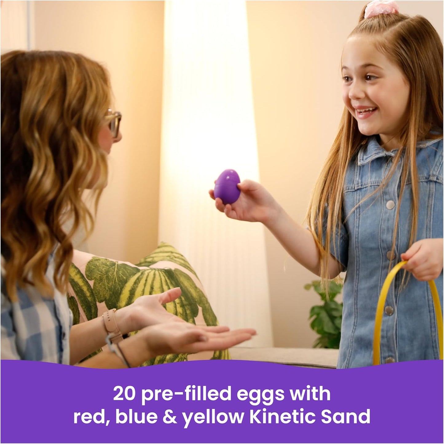 Kinetic Sand, 20-Pack Eggs, Easter Basket Stuffers, Includes 3.3lbs (3 Colors) Moldable Play Sand for Egg Hunts, Sensory Toys, Party Favors & Goodie Bags