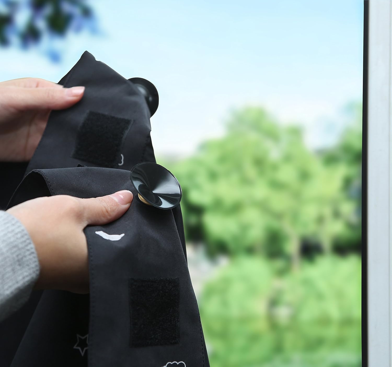 Amazon Basics Portable Blackout Curtain Shade with Suction Cups, 50" W