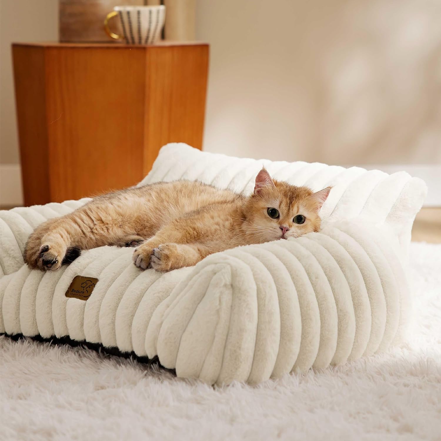 Bedsure ComfyFleece™ Cute Cat Couch for Pets - As Seen on TV on Good D