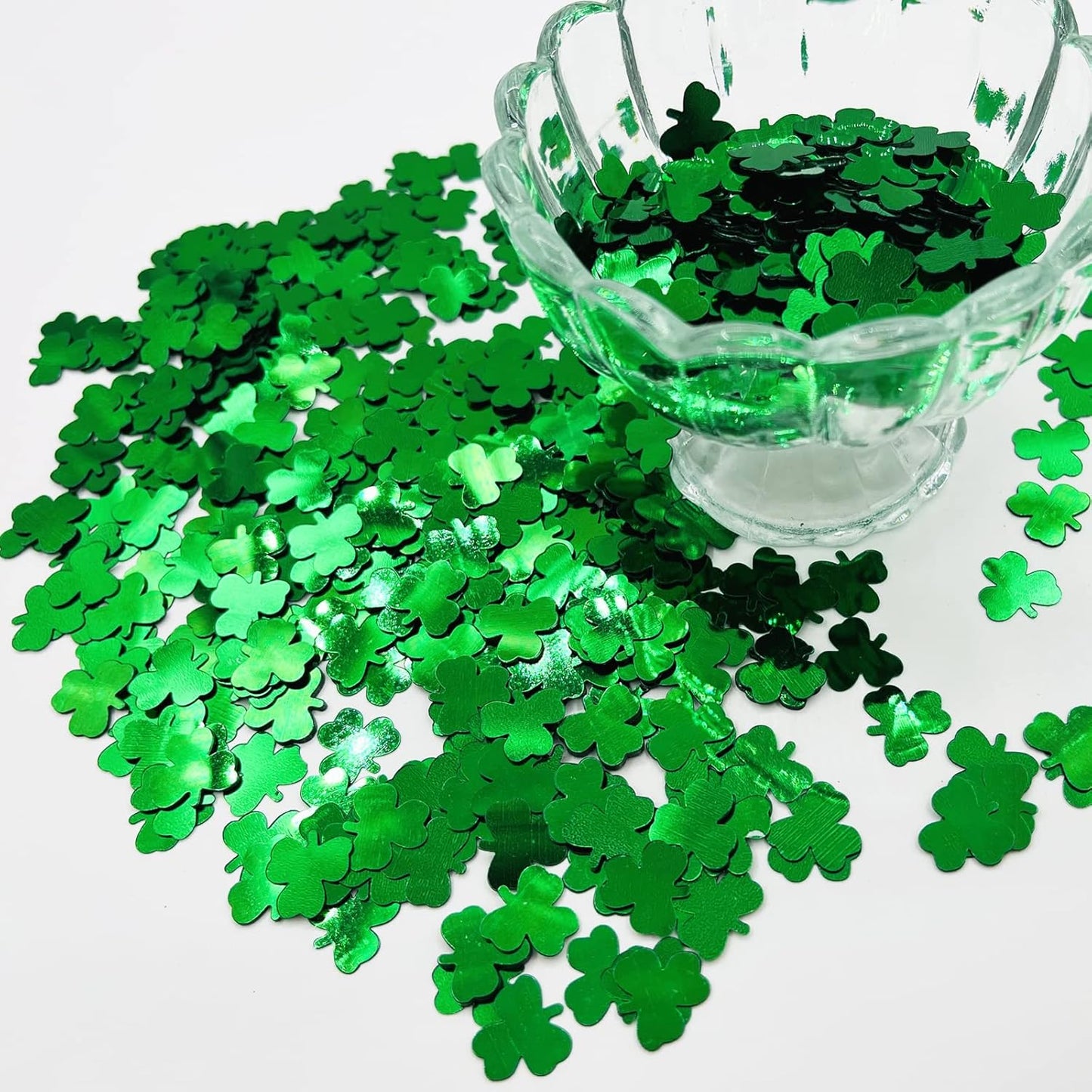 Thousands Pcs Green Confetti Glitter St. Patrick's Day Lucky Clover Shamrock Cutouts Glitter Irish Table Scatters for St. Patrick's Decorations (Green)