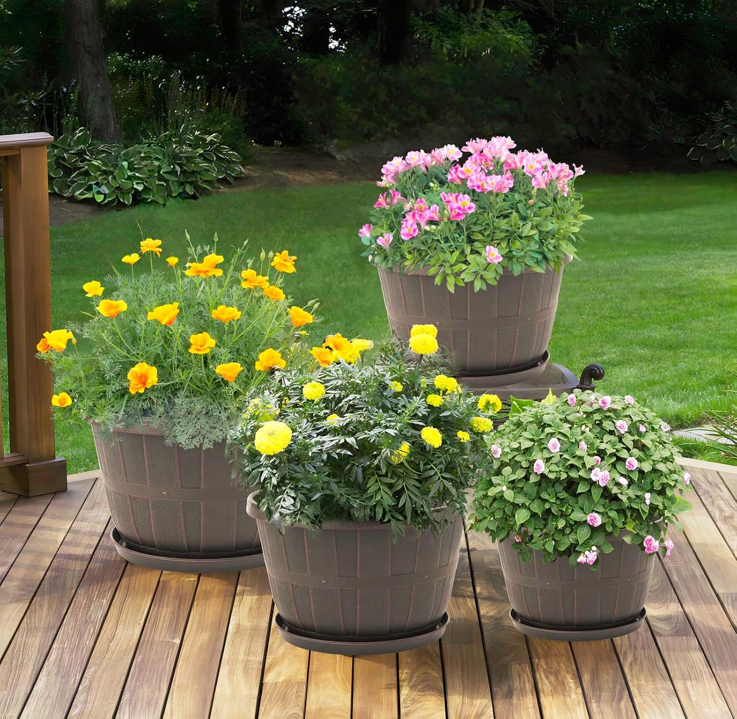 Quarut 10 inch Plastic Flower Pots for Outdoor Plants，4 Pack Large Out