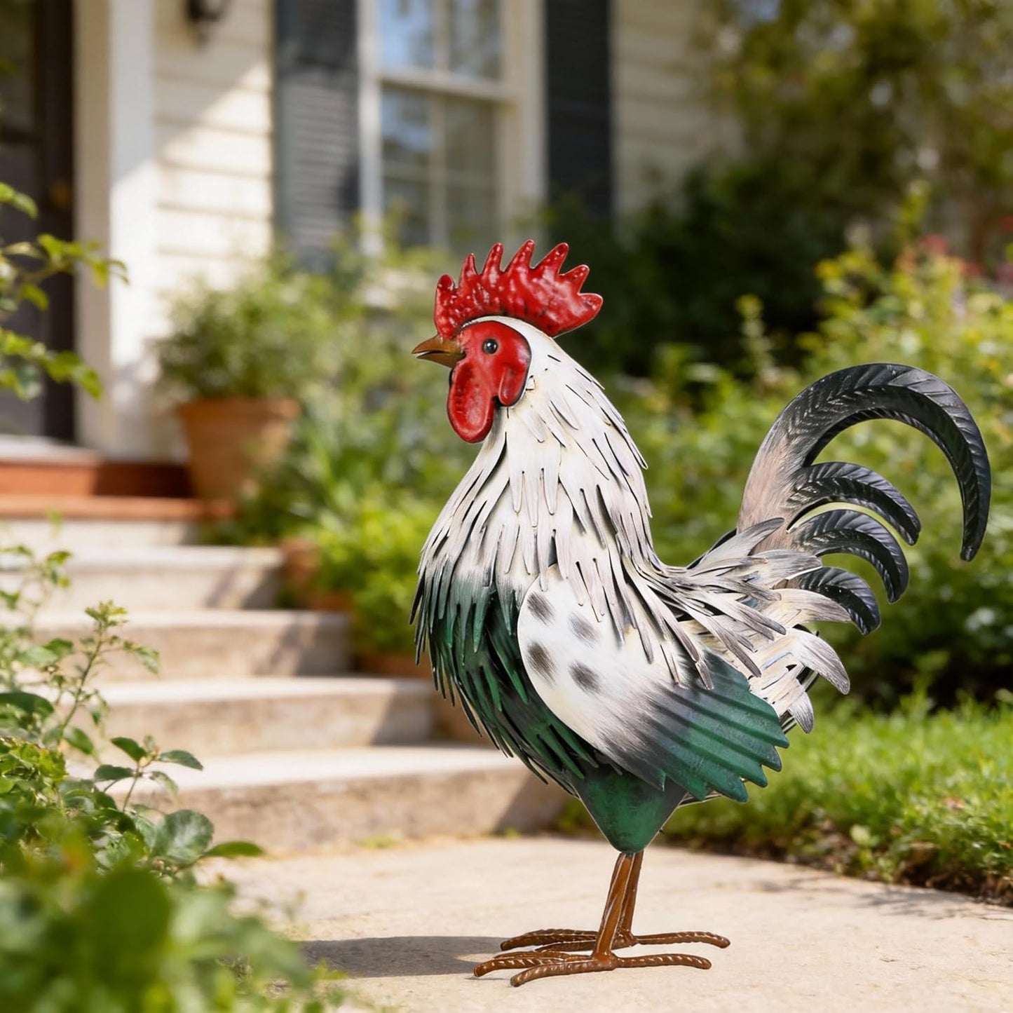 Rooster Garden Statue Sculpture Metal Chicken Yard Decor Outdoor Figurines Patio Backyard Decoration