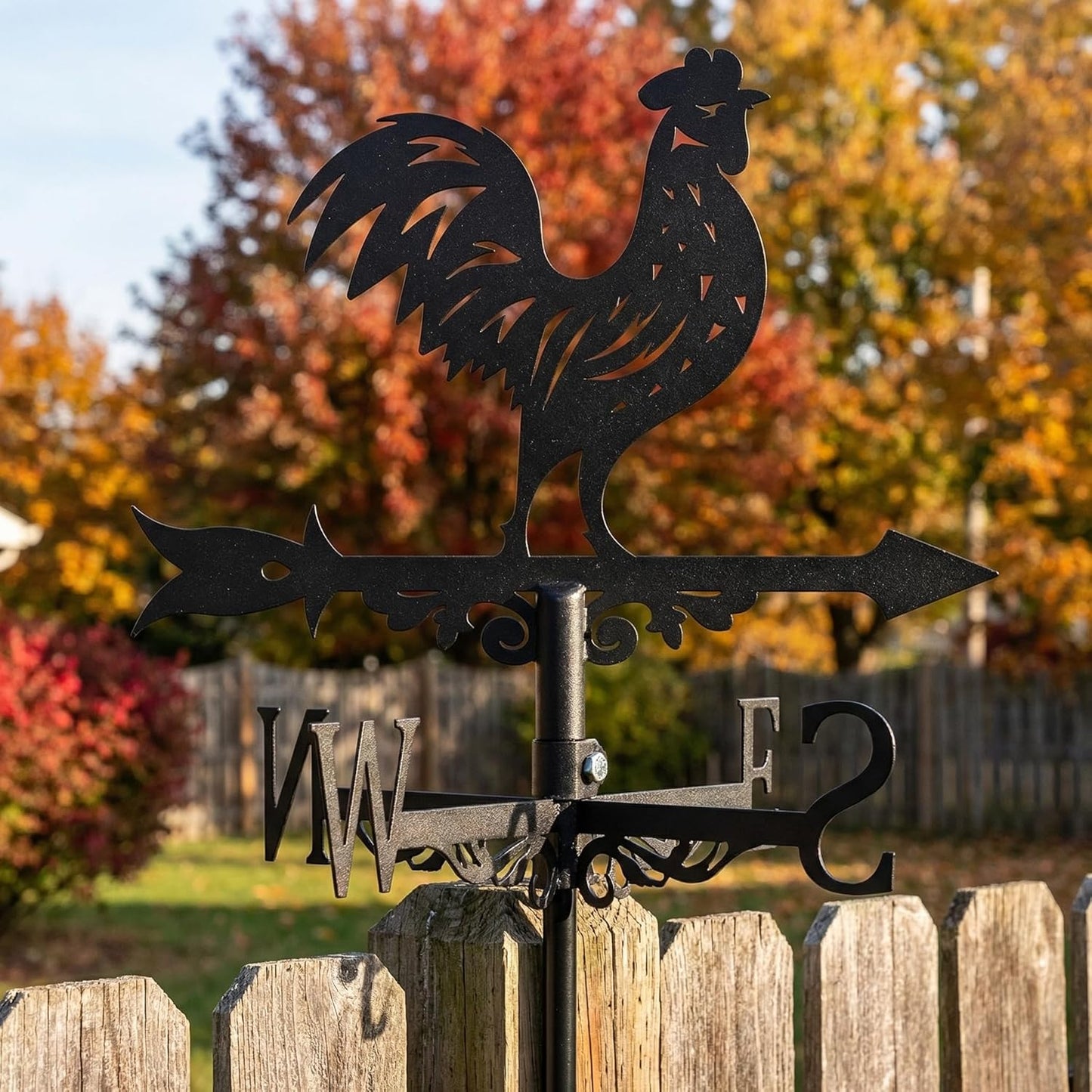 3D Rooster Weathervane Metal Wind Vane Weathercock Garden Decoration Wind Direction Indicator Stake Roof Mount Ornament for Farmhouse Yard Outdoor