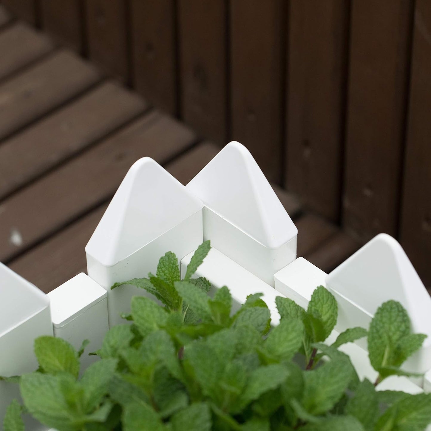 Gardenised Vinyl Planter Box Garden Bed Flower Pot, White (QI004006A.L)