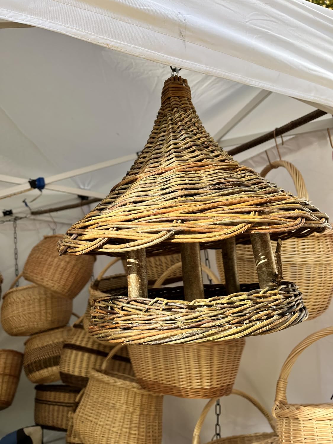 Handmade Wicker Bird Feeder with Roof 15 x 14.6 in – Rustic Willow Hanging Garden Feeder for Patio, Balcony and Yard