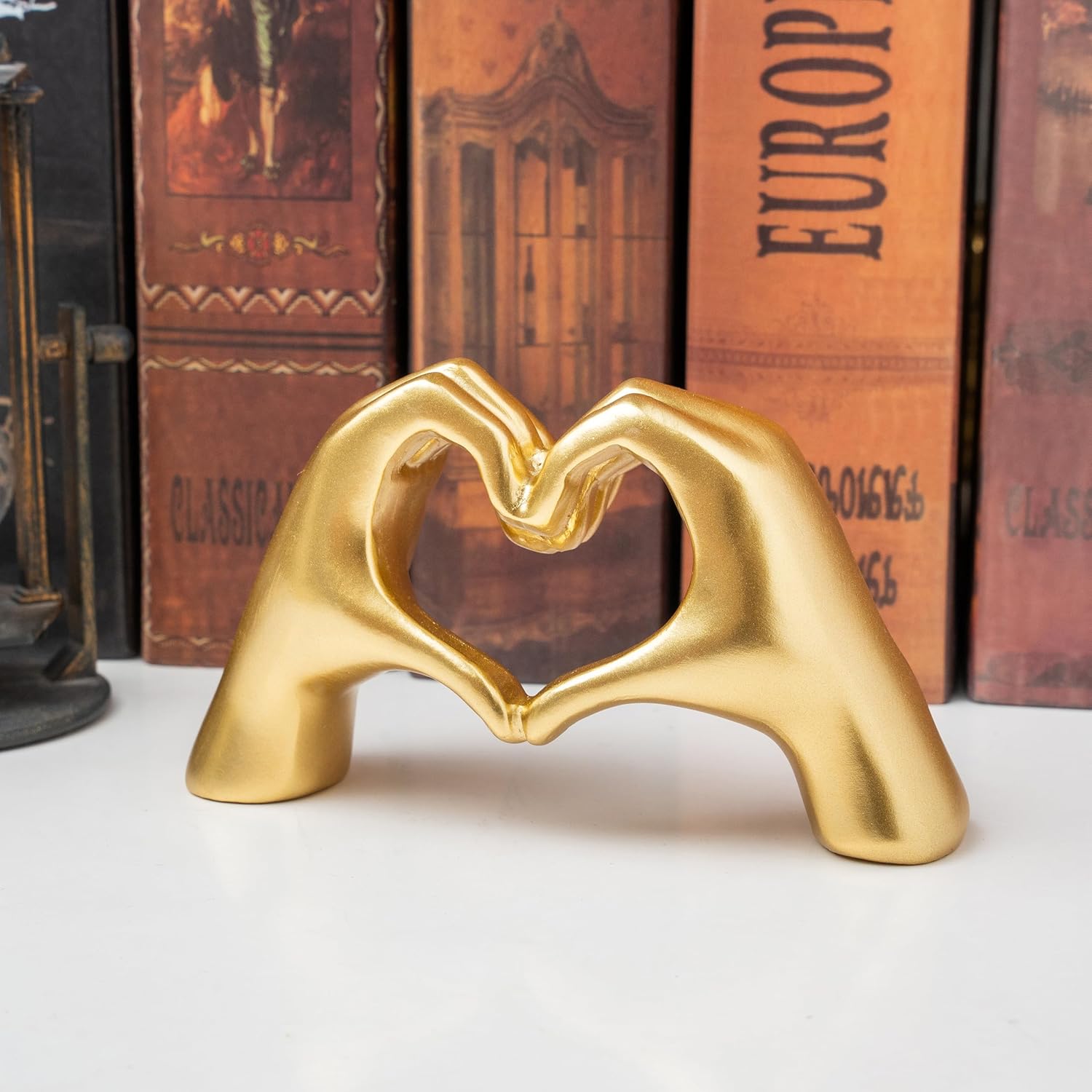 Small Heart Hands Sculpture Decor for Living Room Bedroom Bookshelf Co