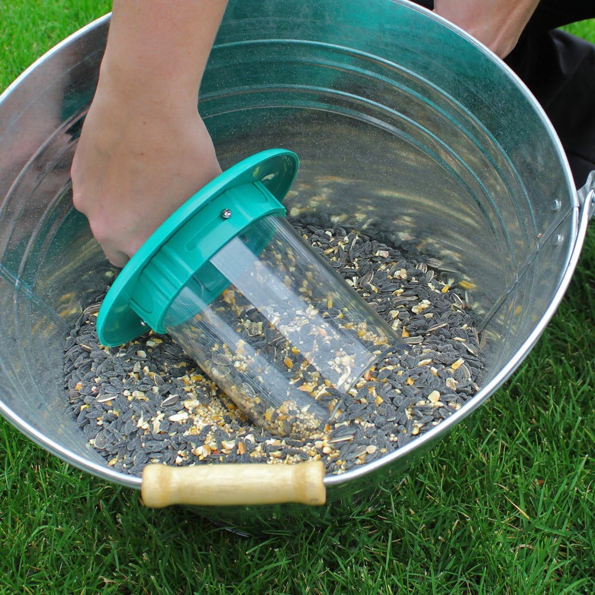 Heath Outdoor Products Smart Scoop Feeder