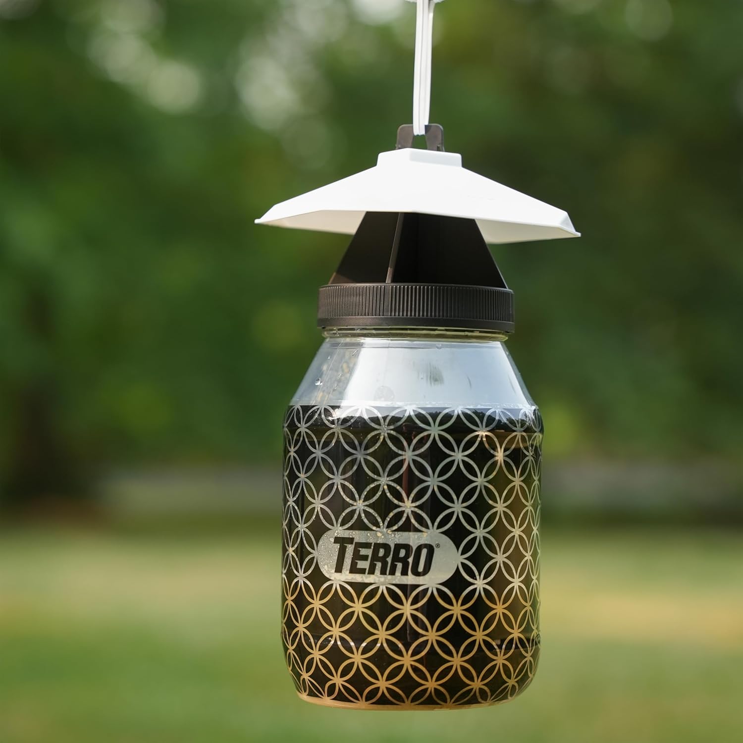 TERRO T380 Outdoor Reusable Fly Magnet Fly Trap - Poison Free Trap wit