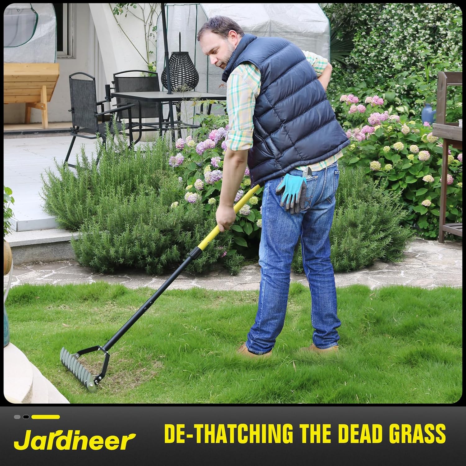 Jardineer Thatch Rake for Lawns, 61.4" Long Handle Manual Dethatcher w