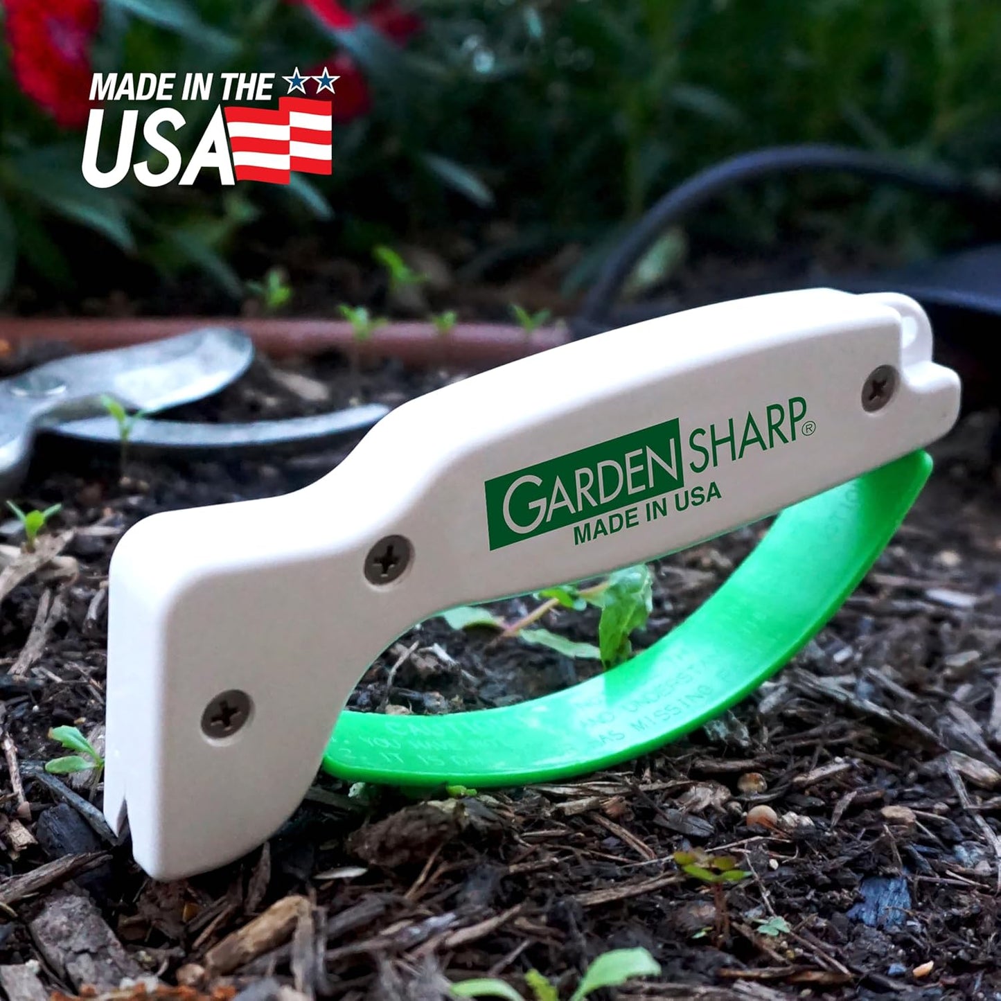 AccuSharp Garden Tool Sharpener, Diamond-Honed Tungsten Carbide Blades