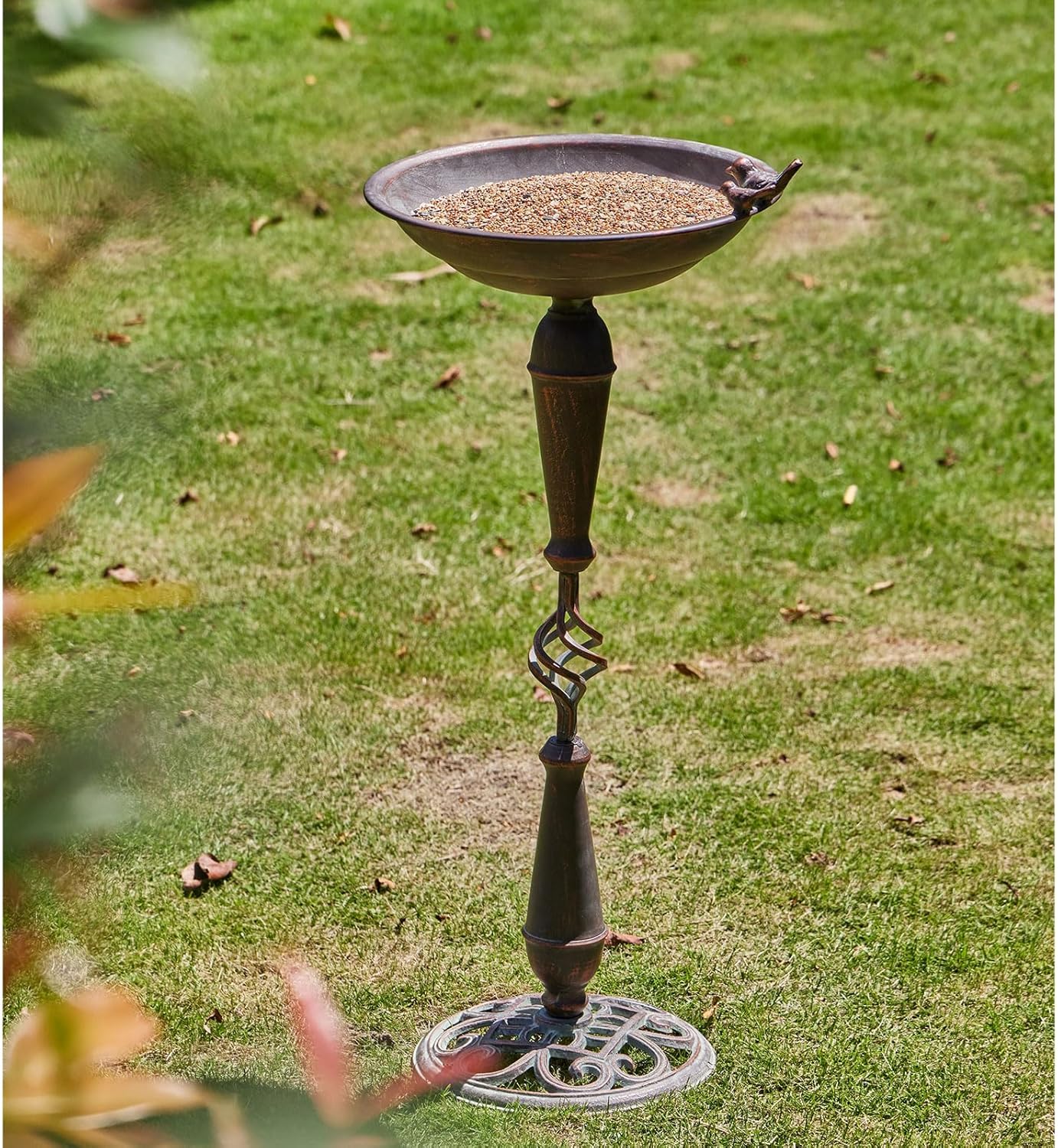 27.5’’H Cast Iron Pedestal Bird Bath，Metal Bird Bath for Outdoor，Vinta