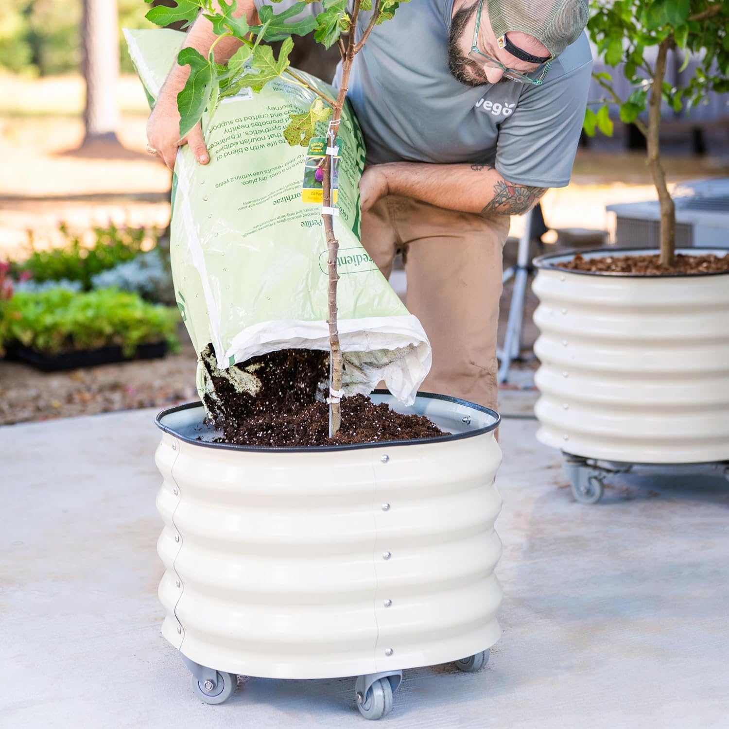 Rolling Metal Citrus Tree Planter Pot, 24″ Round Planter Box for Porch
