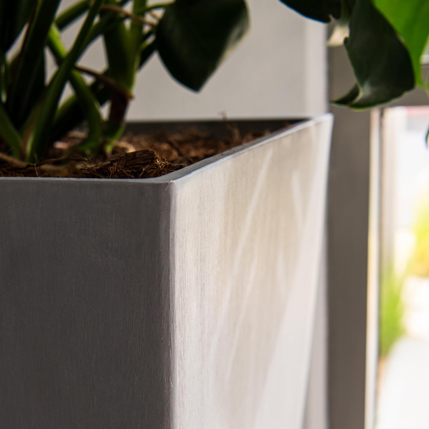 XBrand Modern 28-Inch Square Planter, Modern Tapered Perfect for Indoo