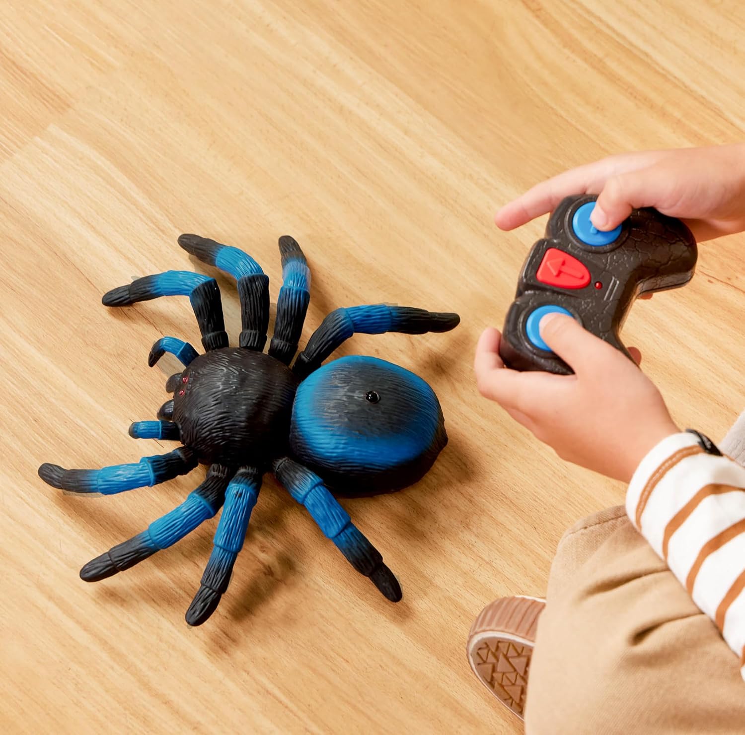 Terra by Battat – Remote Control Tarantula for Kids with LED Eyes – Re