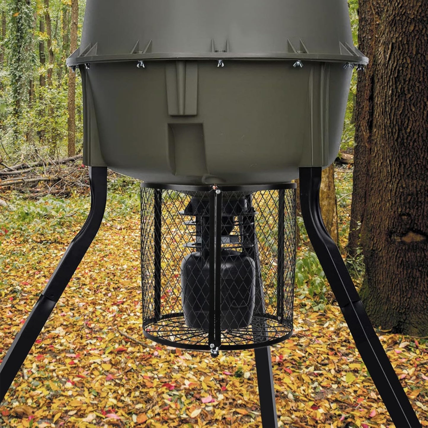 Varmint Feeder Cage Weatherproof Deer Feeder Protective Guards Cage for Outdoor Forest