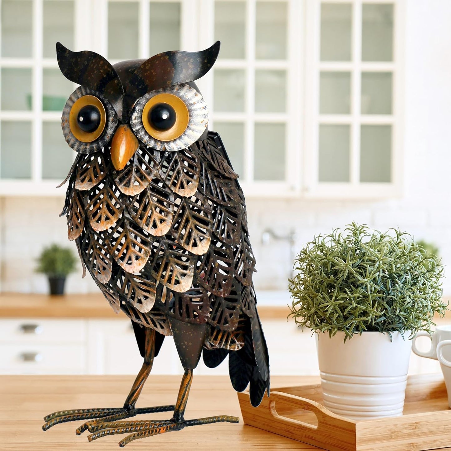 Shorayn Garden Statue Metal Owl Yard Art Outdoor Decor with Solar LED Lights for Patio Lawn Decoration Great Gifts
