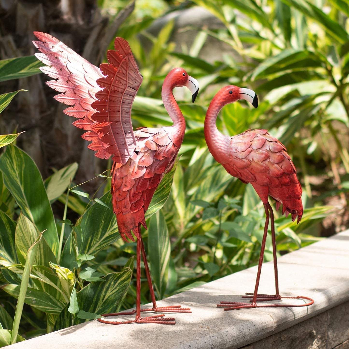 Natelf Flamingos Garden Statues Small Outdoor Decor, Set of 2 Metal Yard Art with Spread & Folded Wings, Weather-Resistant Pink Flamingo Lawn Sculpture for Patio, Backyard - Gift for Women, Mom
