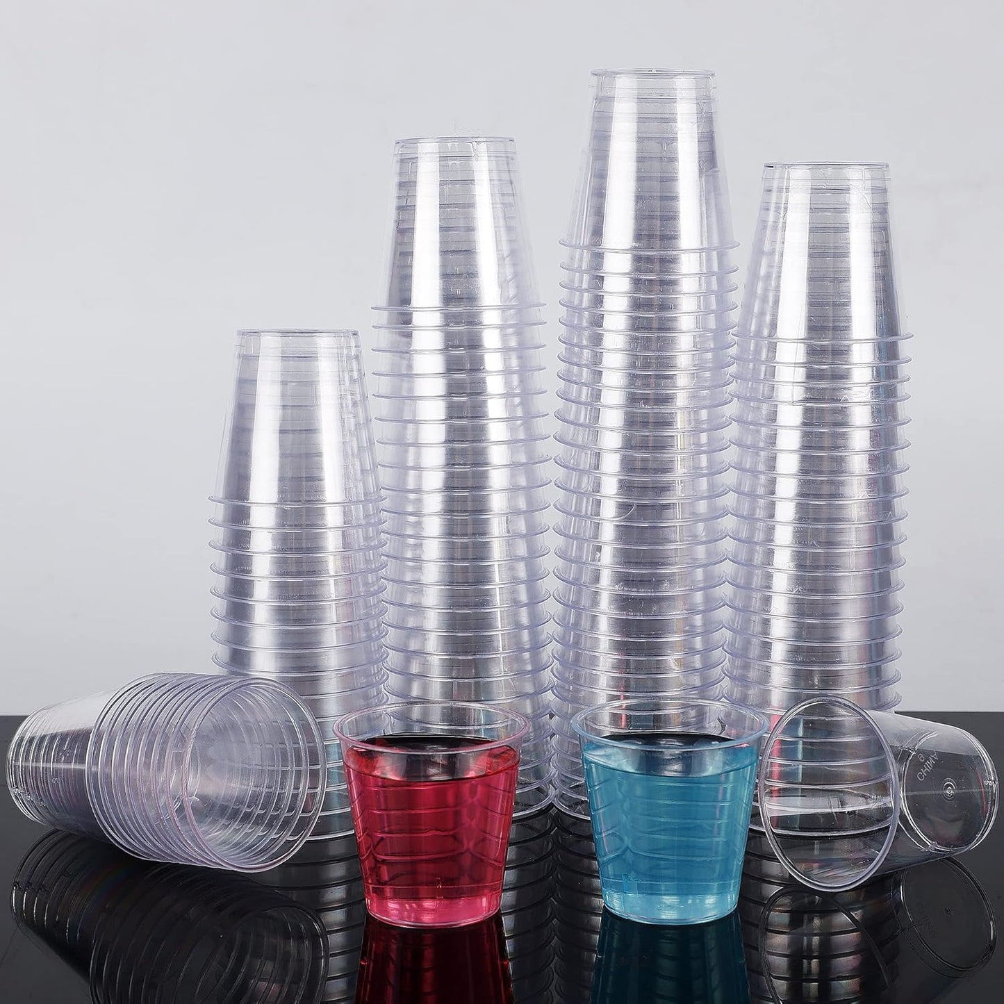 Zcaukya 100 Shot Glasses, 1oz Clear Plastic Disposable Hard Cups, Mini Cups Great Container for Sauce, Sample Tasting, Jello Shots, Pudding