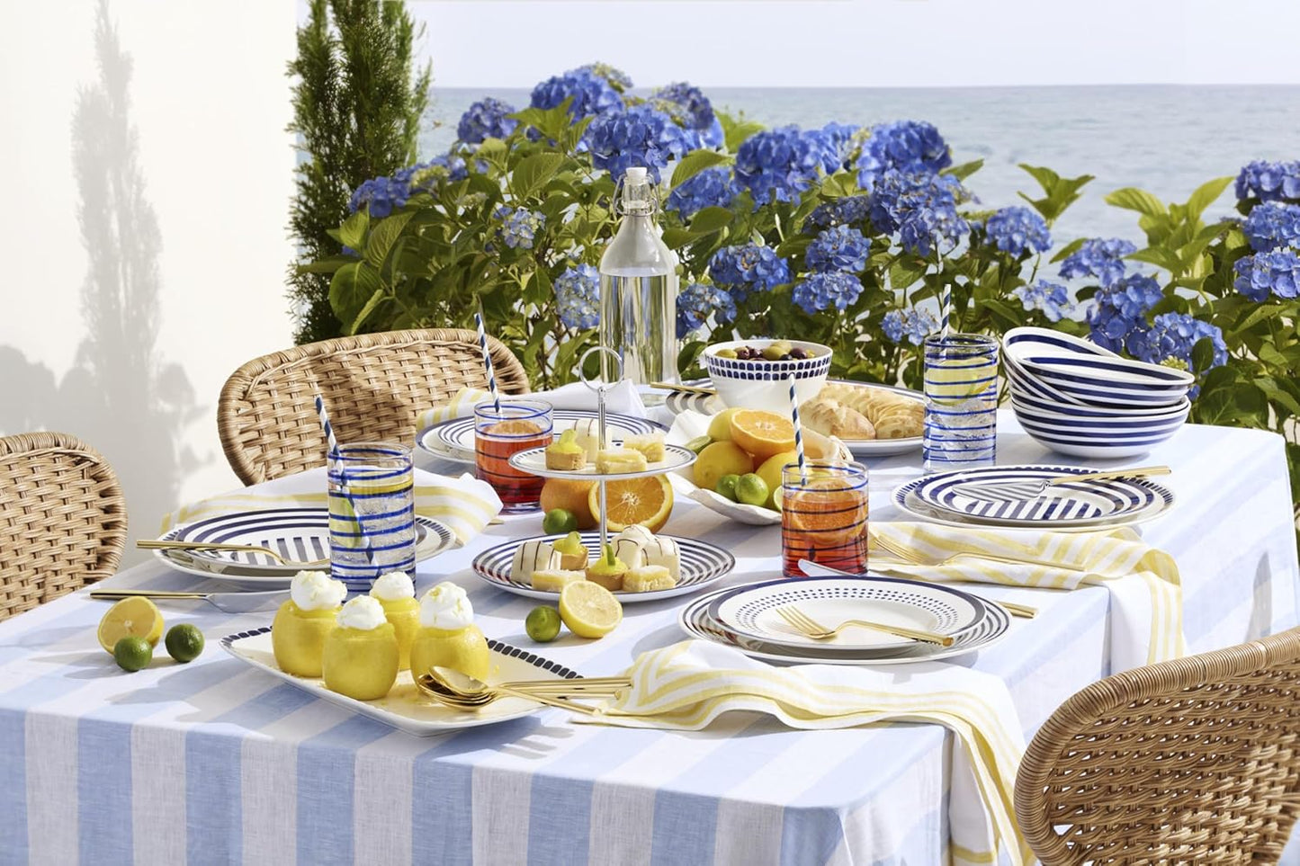Kate Spade New York Charlotte Street West 16-Piece Dinnerware Set, 15.