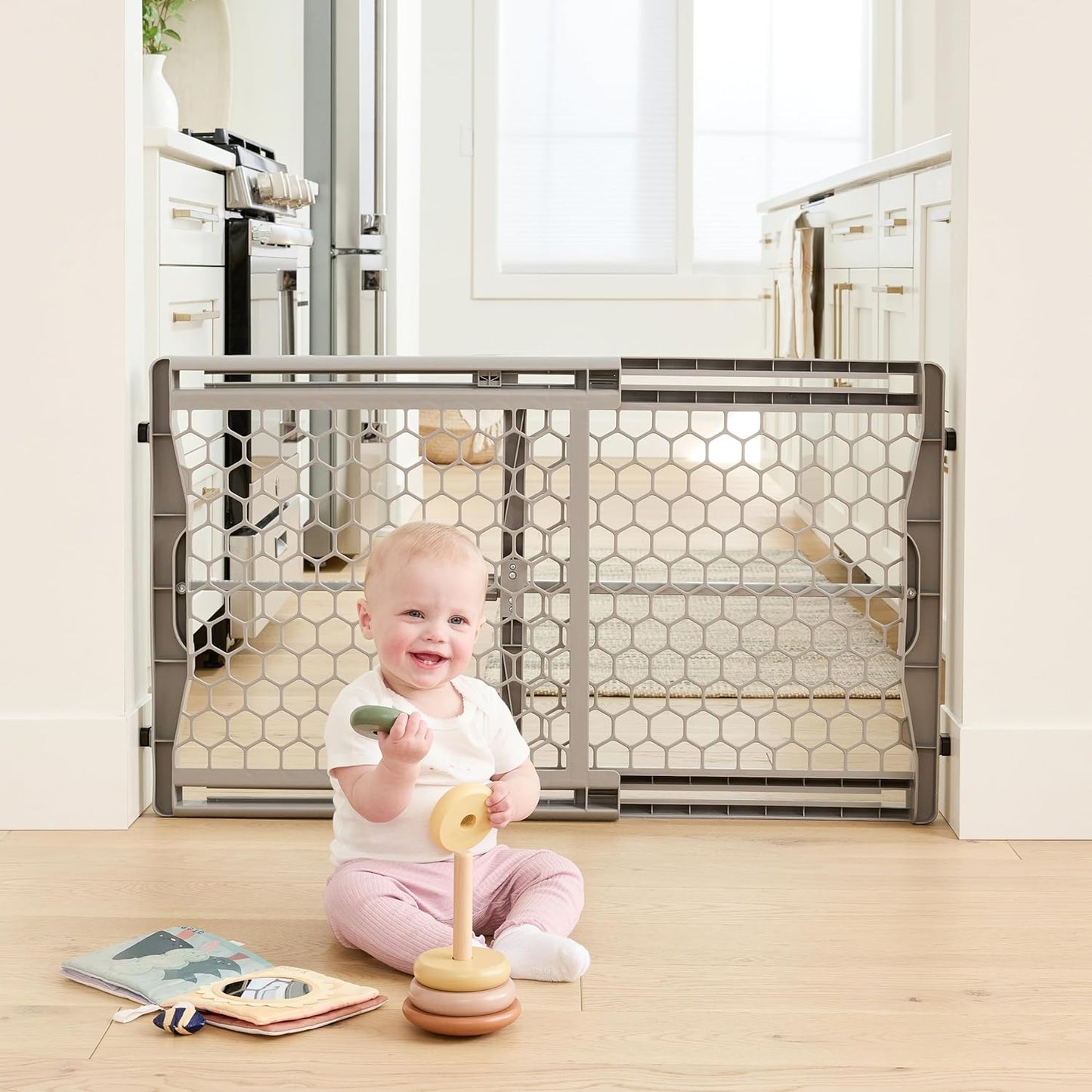 Regalo Safety 28"-42" Extra Wide Baby Gate for Doorways & Bottom of Stairs, Pressure Mounted Safety Gate for Babies, Toddlers & Pets, Tested & Safe for 30 Years, American Designed, American Owned