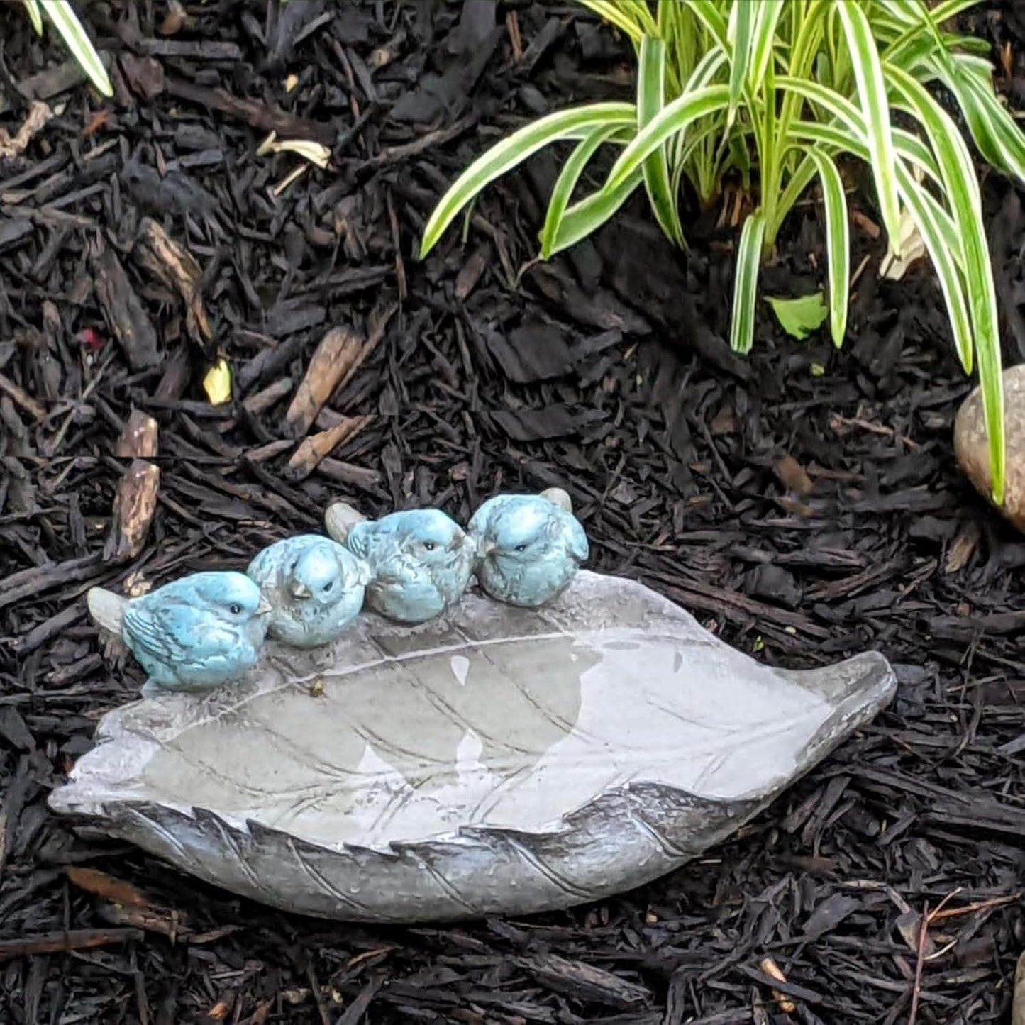 Bird-Feeder Wild Bird-Bath Bowl Outdoors - Garden Decor Polyresin Bird
