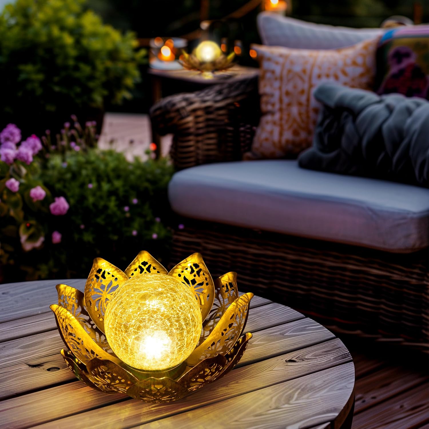 GIGALUMI Solar Lights Outdoor Garden Decor, Adjustable Metal Petal Lot