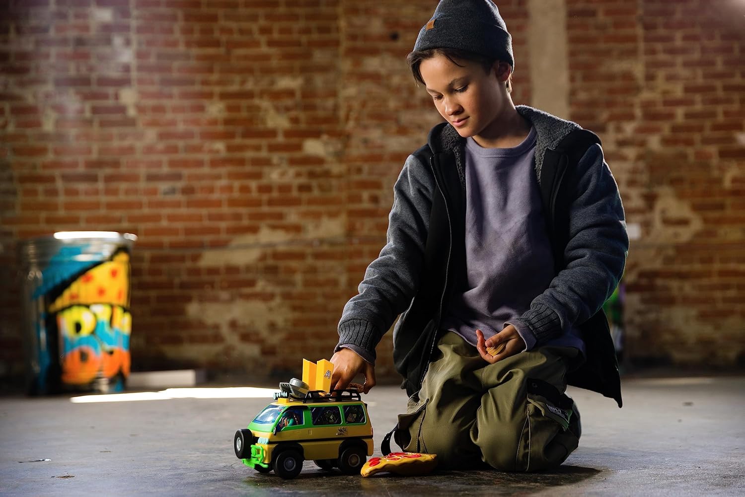 Teenage Mutant Ninja Turtles Toy, Pizza Blaster RC Vehicle with 6 Foam