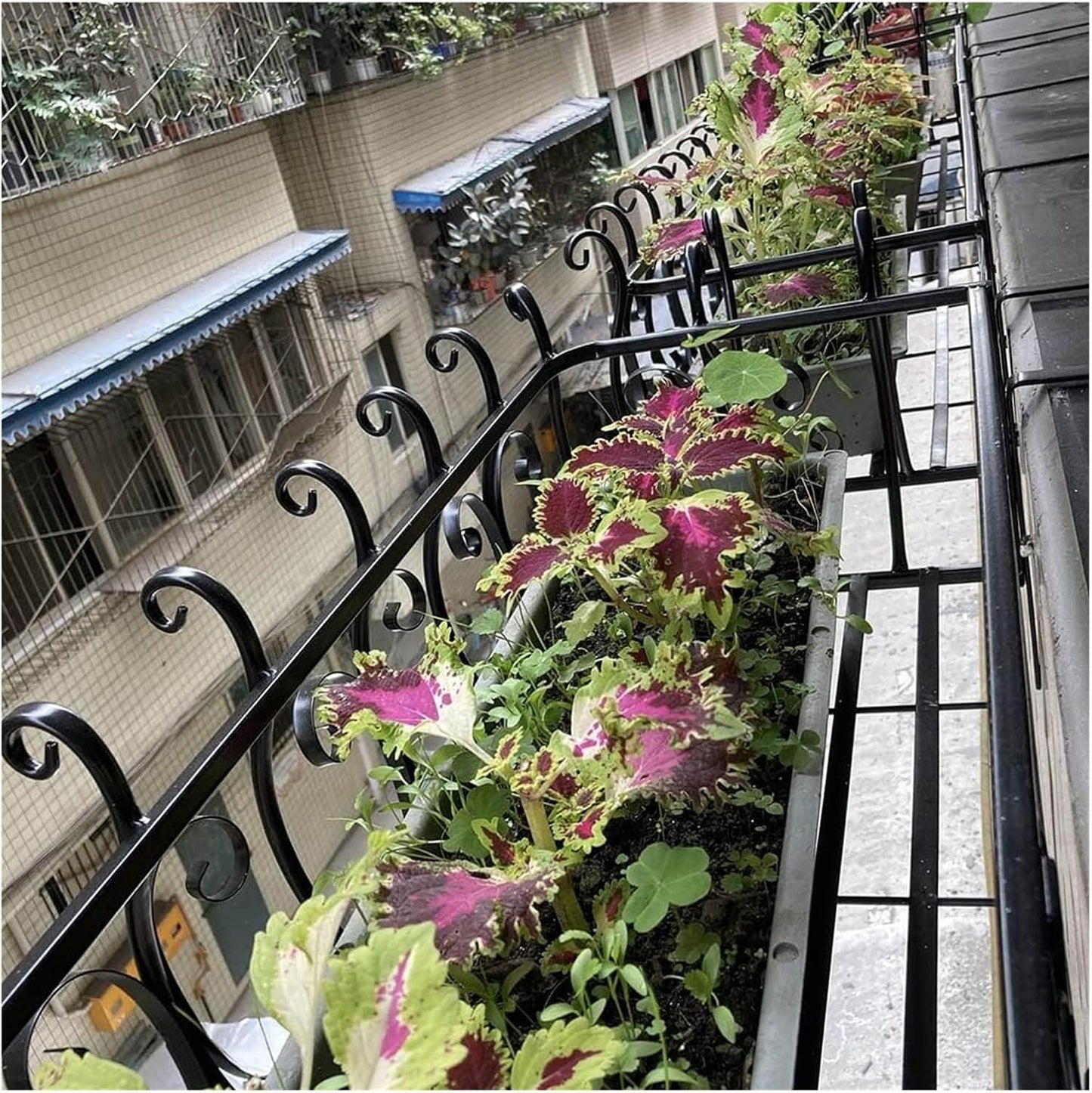 Outdoor Railing Planter Box - Fence Planters for Flowers, Window Sill Hanging Pots, Garden Railing Flower Stand, Green Plant Rack (80x28x22cm)