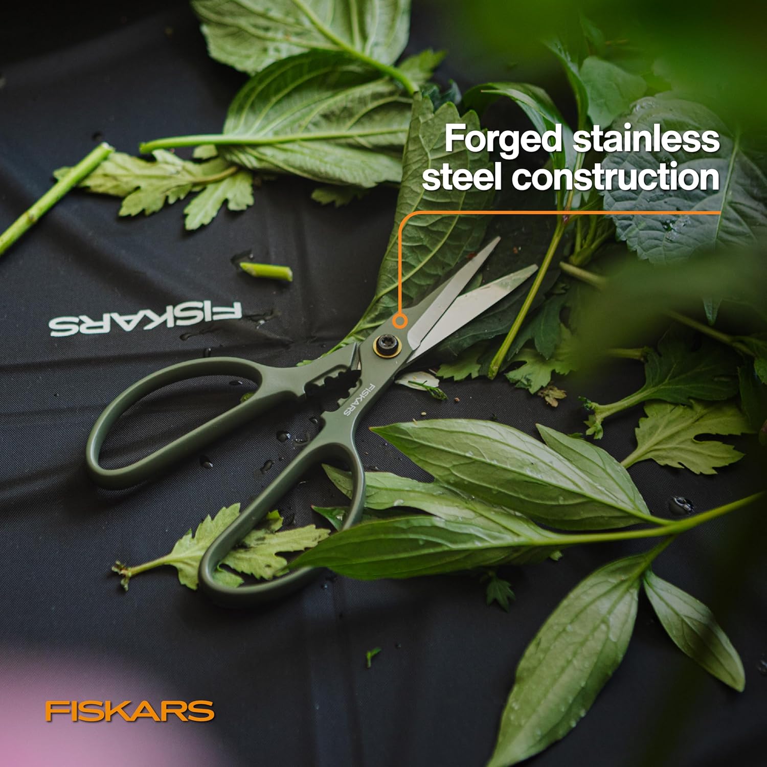 Fiskars Shaper Plant Shears, Precision Indoor Gardening Snips with Sto