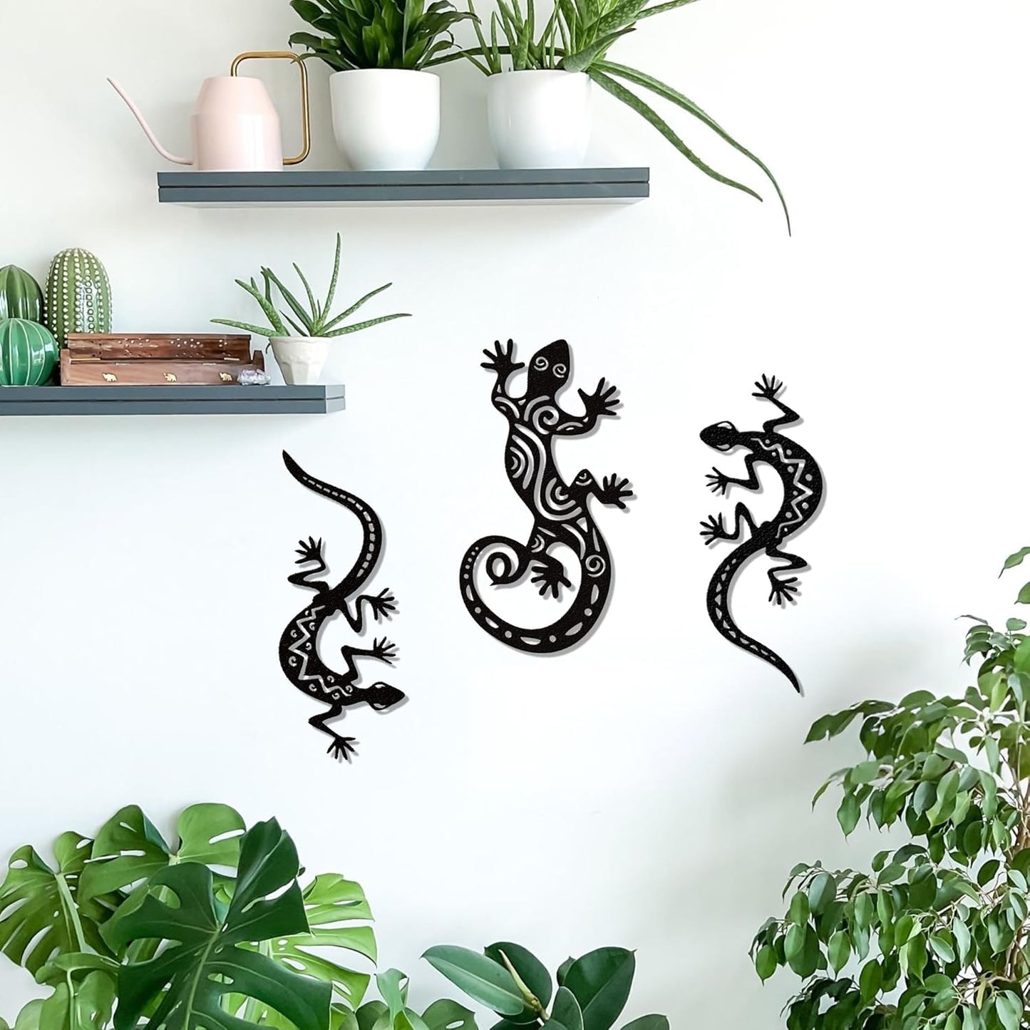 YATEASLU Outdoor Wall Art Metal Gecko Sculpture Elegant Black Patio Wall Decor Outdoor Fence Southwestern Style Decor for Garden, Patio or Home (Pack of 3)