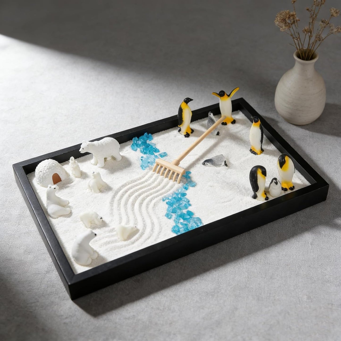 Decorative 47pcs 2-in-1 Penguin & Farm Animals Zen Sand Garden Kit, Mindfulness Relaxation Tabletop Therapy Set for Adults with Miniature Animals, Stress Relief Sandbox for Home Office Meditation