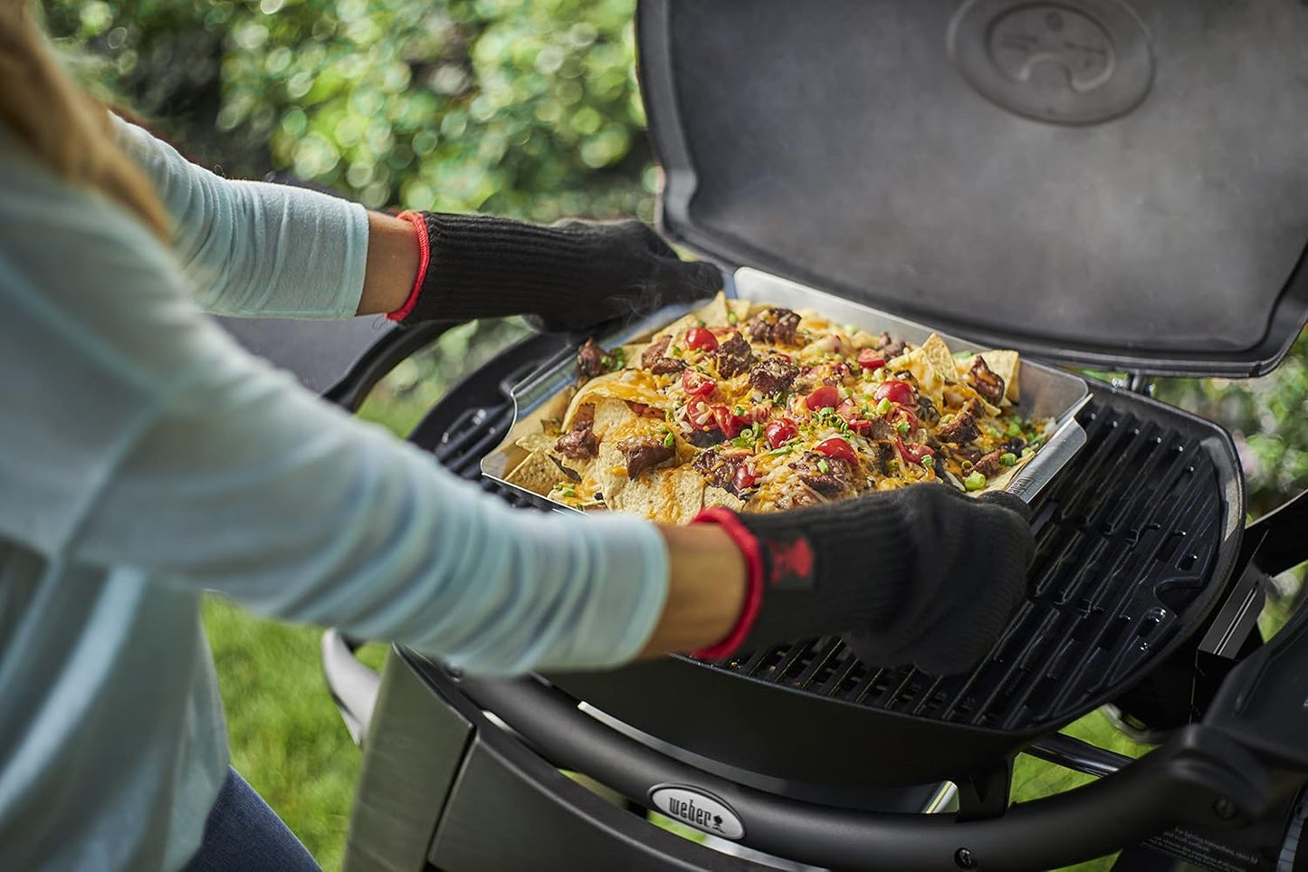 Weber Deluxe Grilling Basket – Stainless Steel Grill Basket for Vegeta