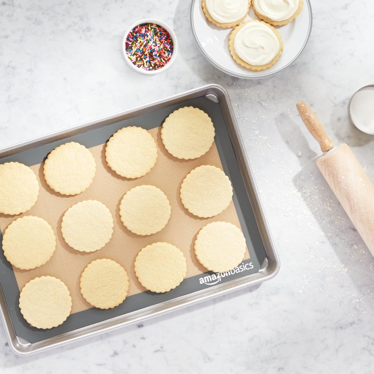 Amazon Basics Silicone Rectangular Baking Mat, Non-Stick, Reusable, Di