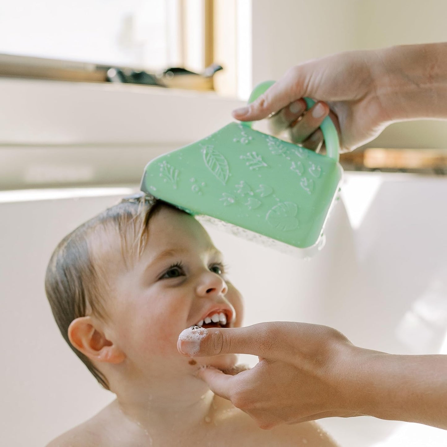 Dr. Brown's CleanUp Dino-Pour Baby Bath Rinse Cup, Tear-Free Rinsing f